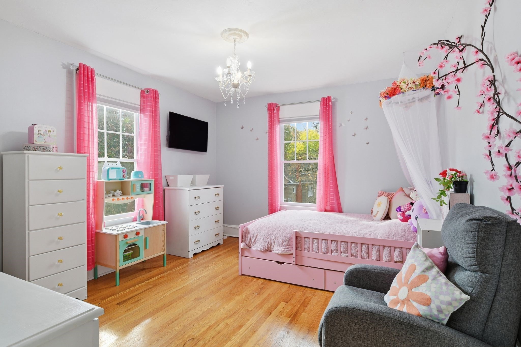 43 Thorndyke St, Springfield, MA 01118 - Image 27