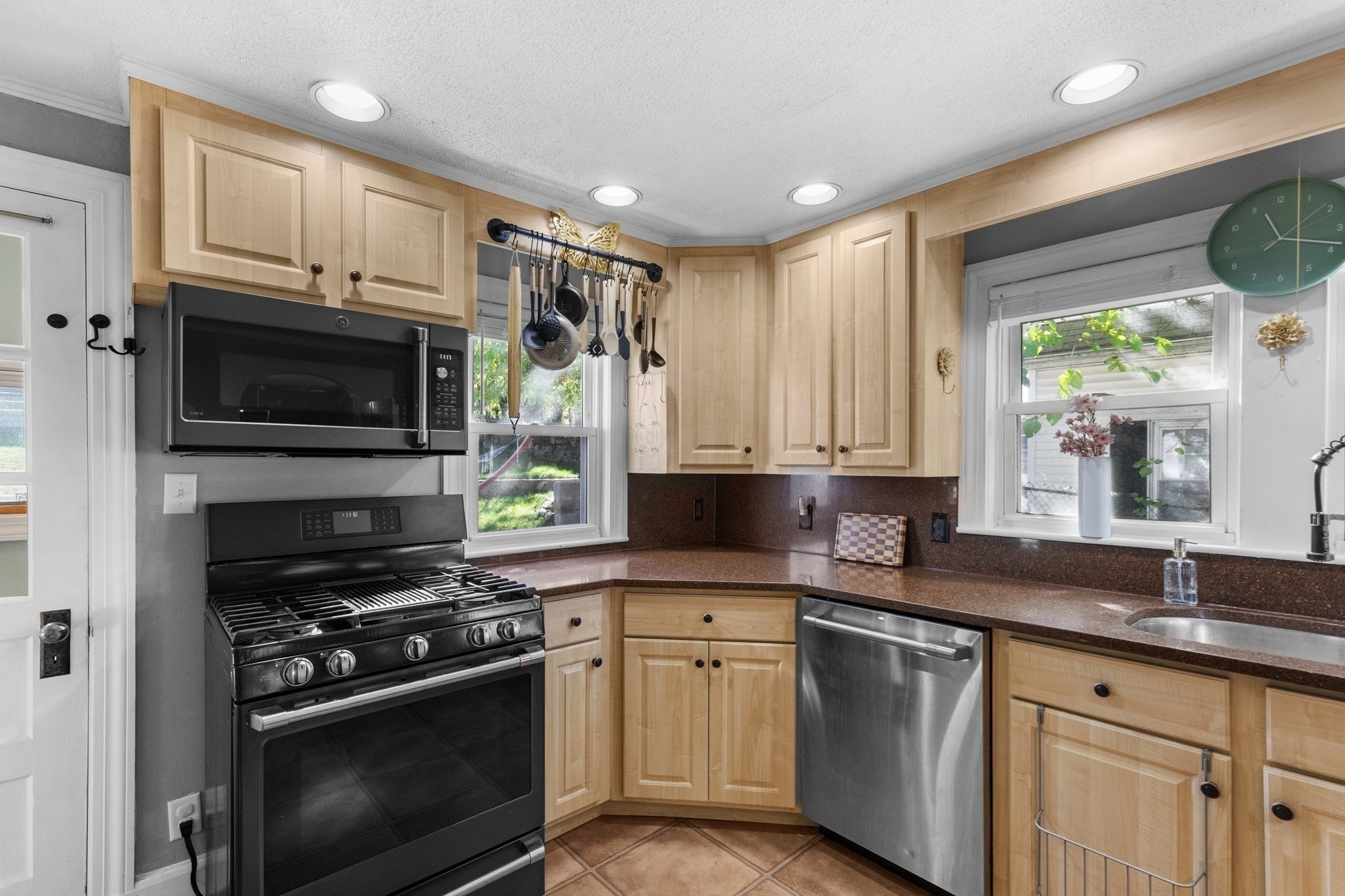 229 Fulton St, Medford, MA 02155 - Image 11
