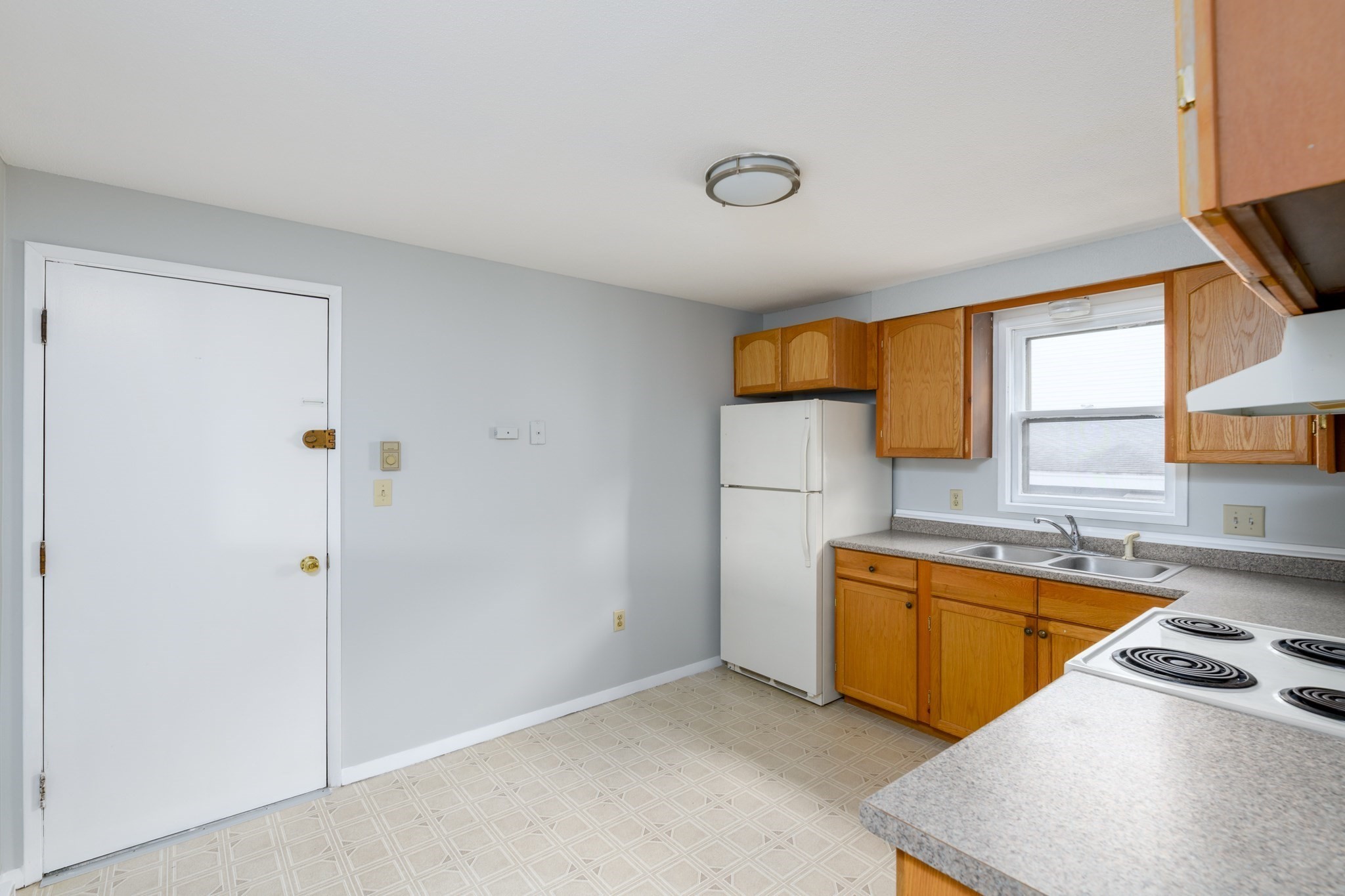 504 Main St, Sturbridge, MA 01518 - Image 12
