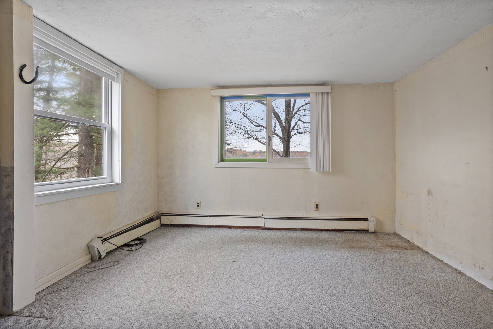 1044 Lancaster Ave, Lunenburg, MA 01462 - Image 32