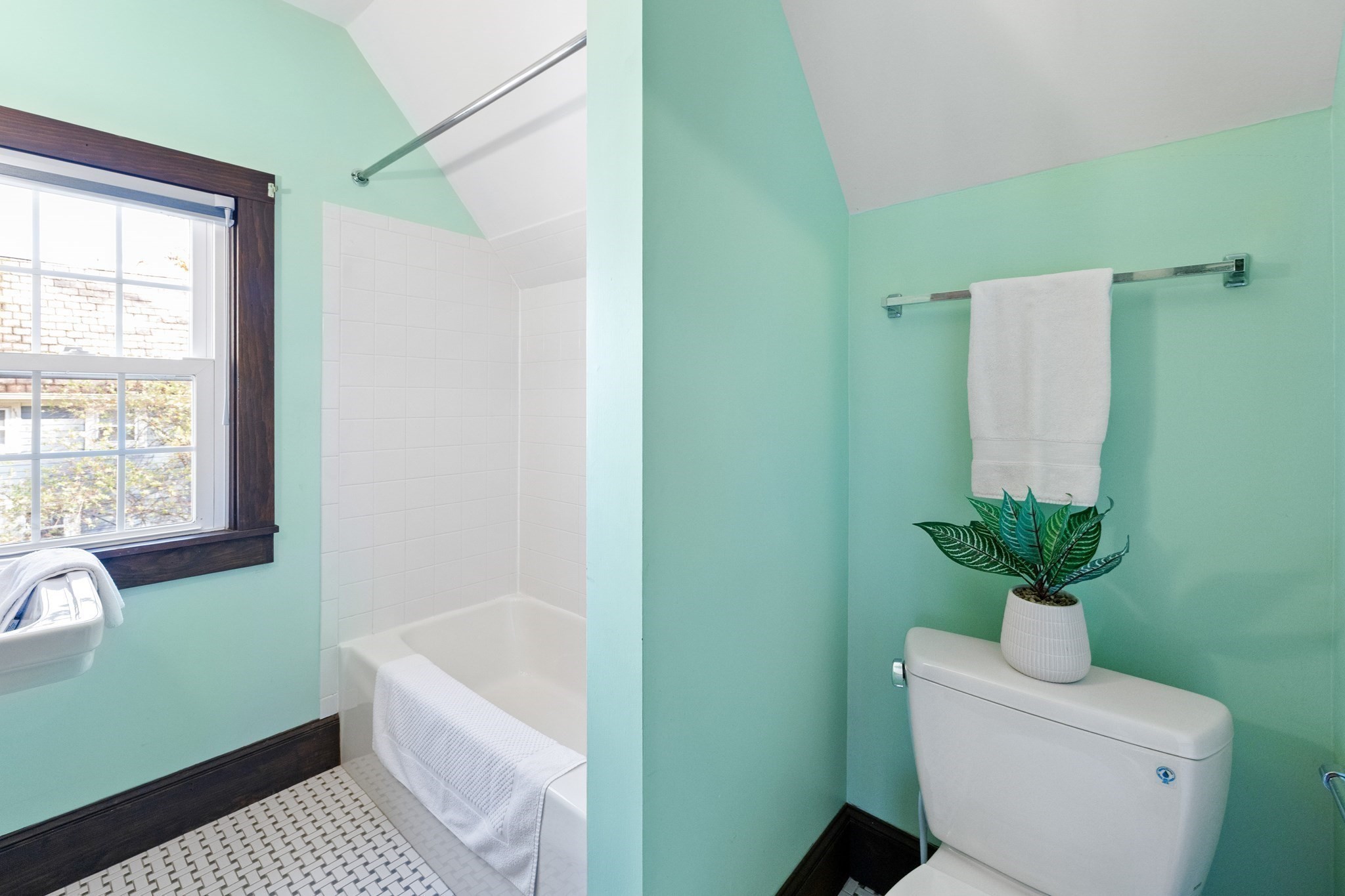 61 Woodlawn Ave, Northampton, MA 01060 - Image 32