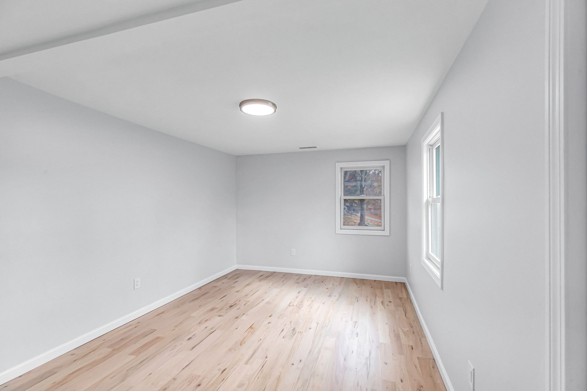 143 James St, Ludlow, MA 01056 - Image 17