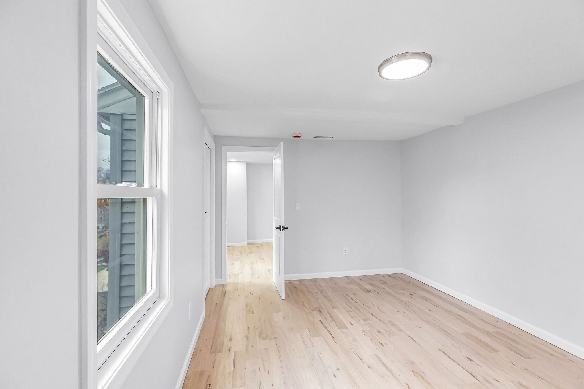 143 James St, Ludlow, MA 01056 - Image 18