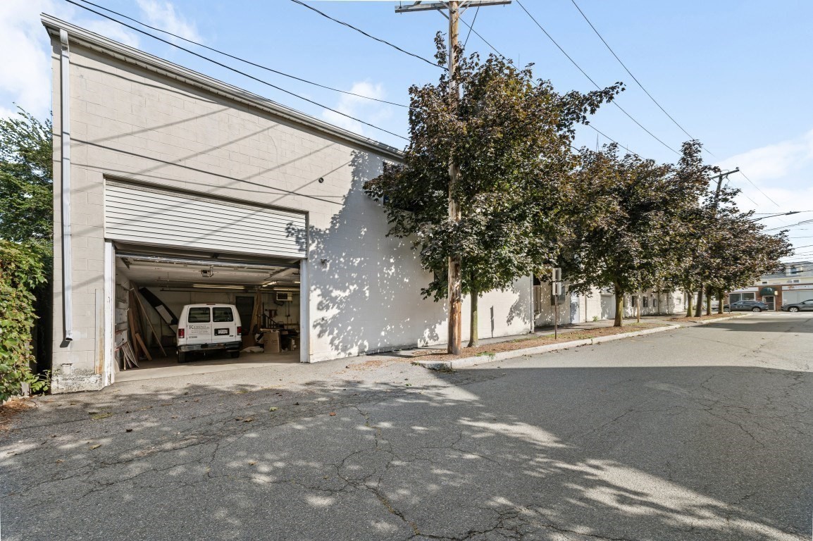 227 California Street, Newton, MA 02458 - Image 18