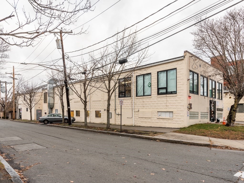 227 California Street, Newton, MA 02458 - Image 19