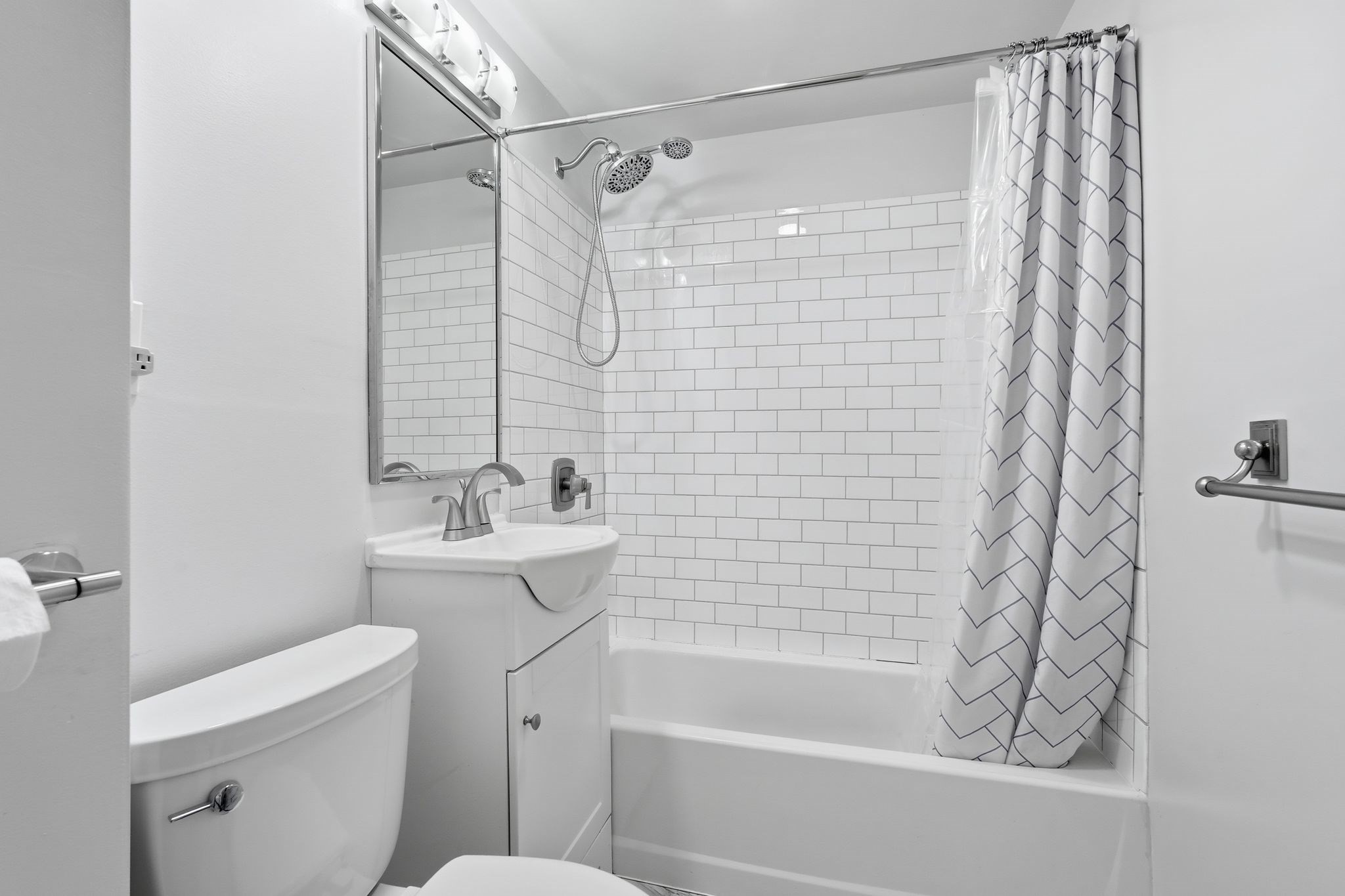 18 Charpentier Blvd, Chicopee, MA 01013 - Image 23