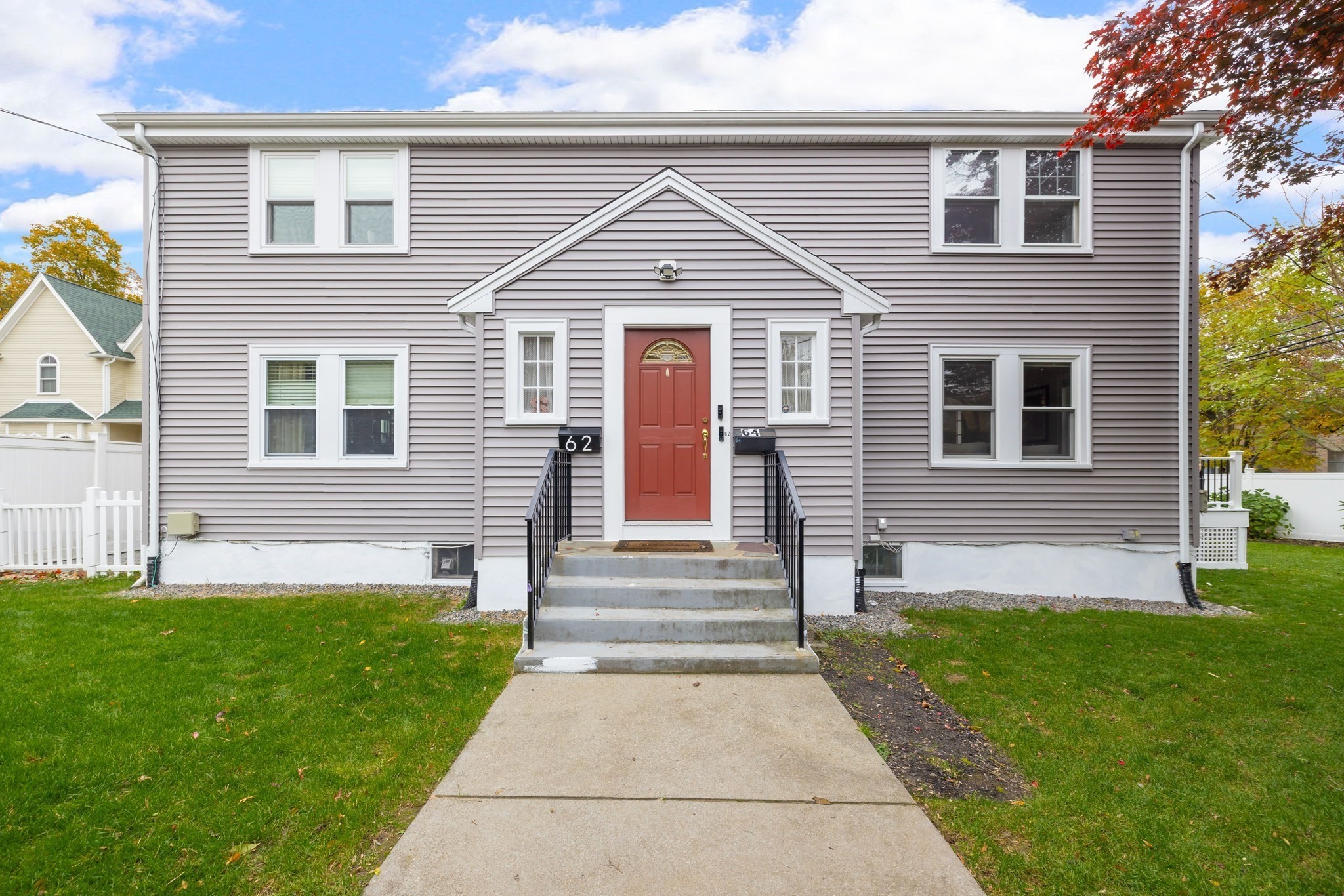 62 Rowe Street Unit B, Newton, MA 02466