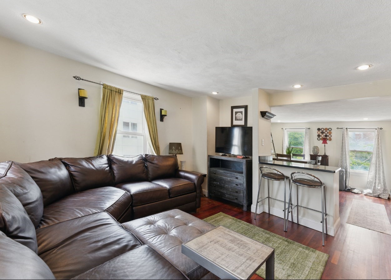 40 Chappie Unit #1, Charlestown, Boston, MA 02129