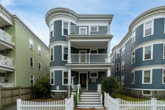 25 Pleasant Street, Dorchester, Boston, MA 02125