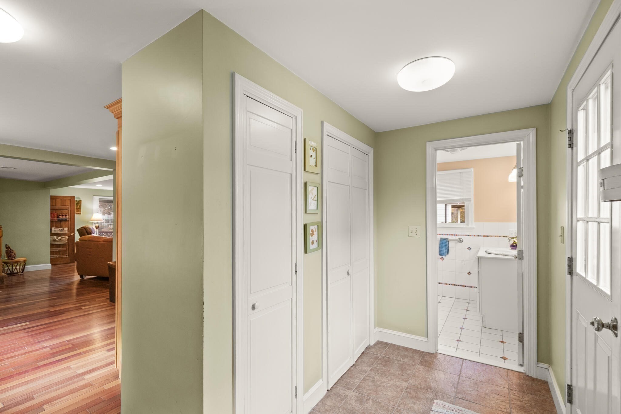 320 Pillings Pond Rd, Lynnfield, MA 01940 - Image 19