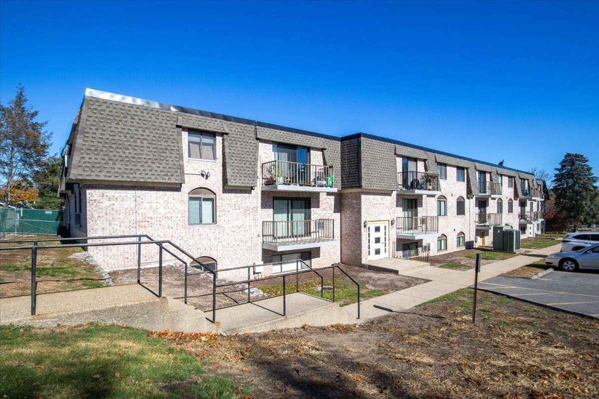 40 High St (cass Street Entrance) Unit 207, Dedham, MA 02026 - Image 35