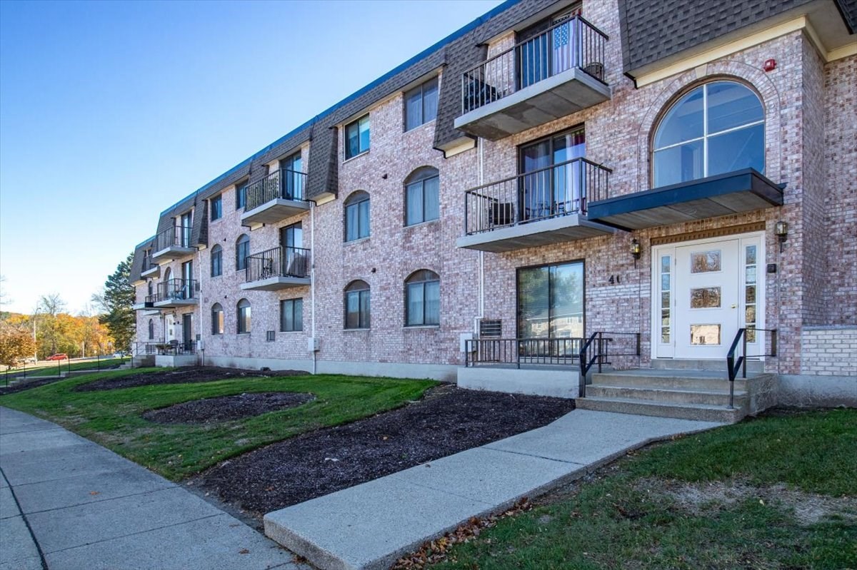 40 High St (cass Street Entrance) Unit 207, Dedham, MA 02026 - Image 41