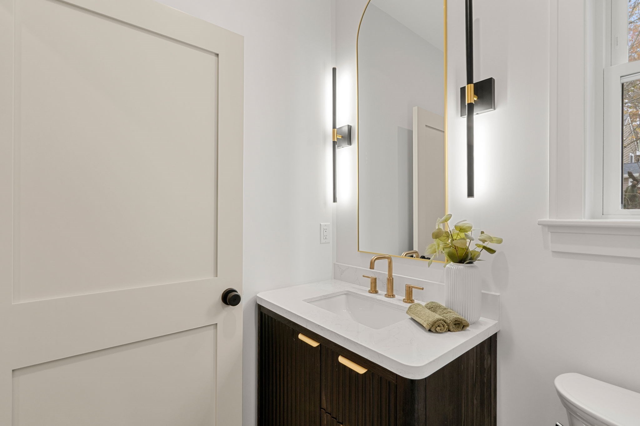 28 Martin Road, Reading, MA 01867 - Image 14