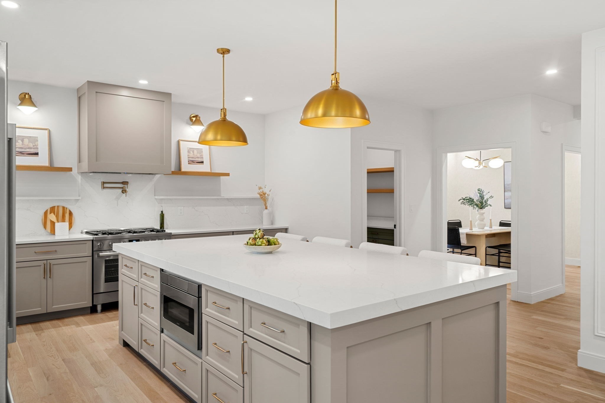 28 Martin Road, Reading, MA 01867 - Image 4