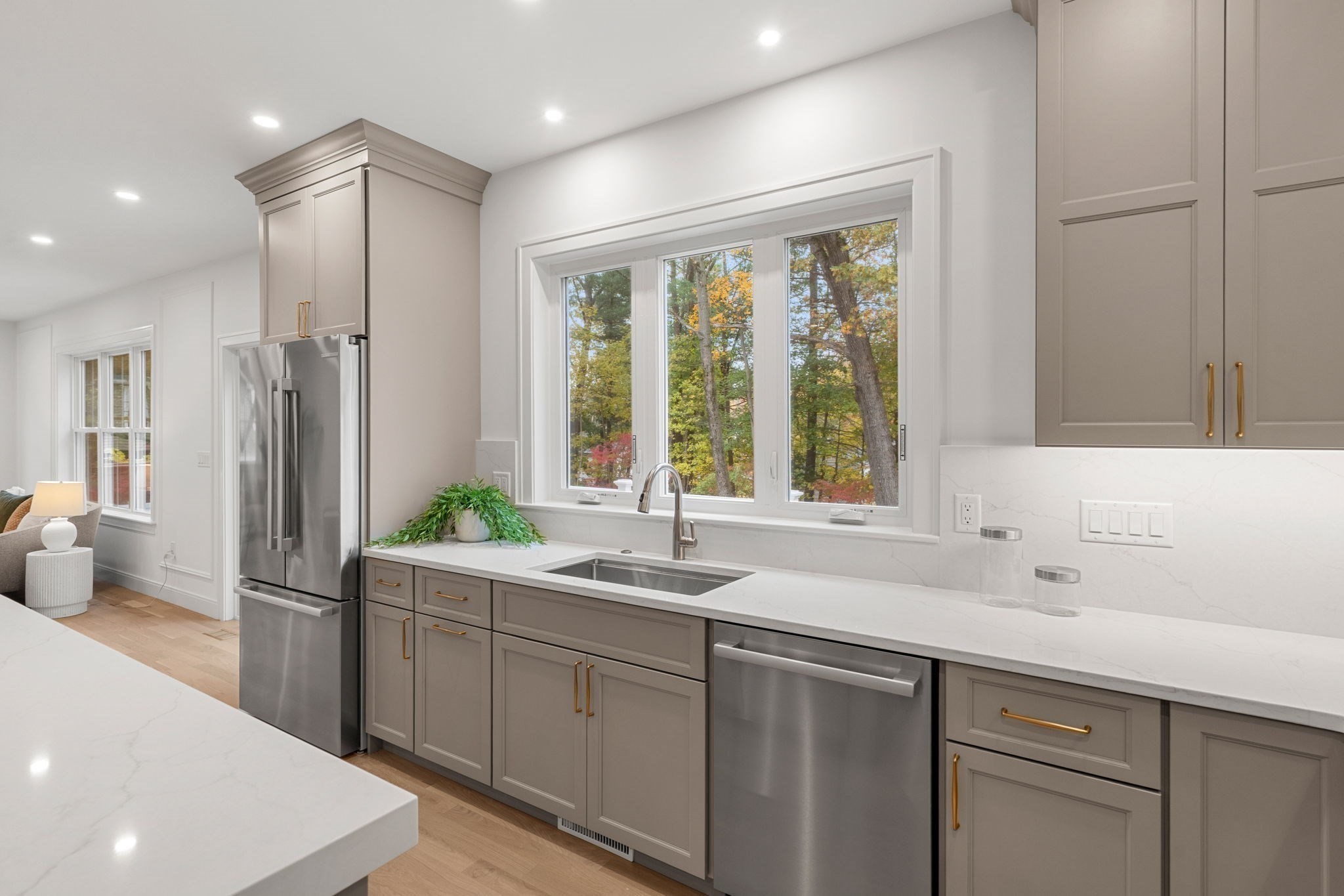 28 Martin Road, Reading, MA 01867 - Image 6