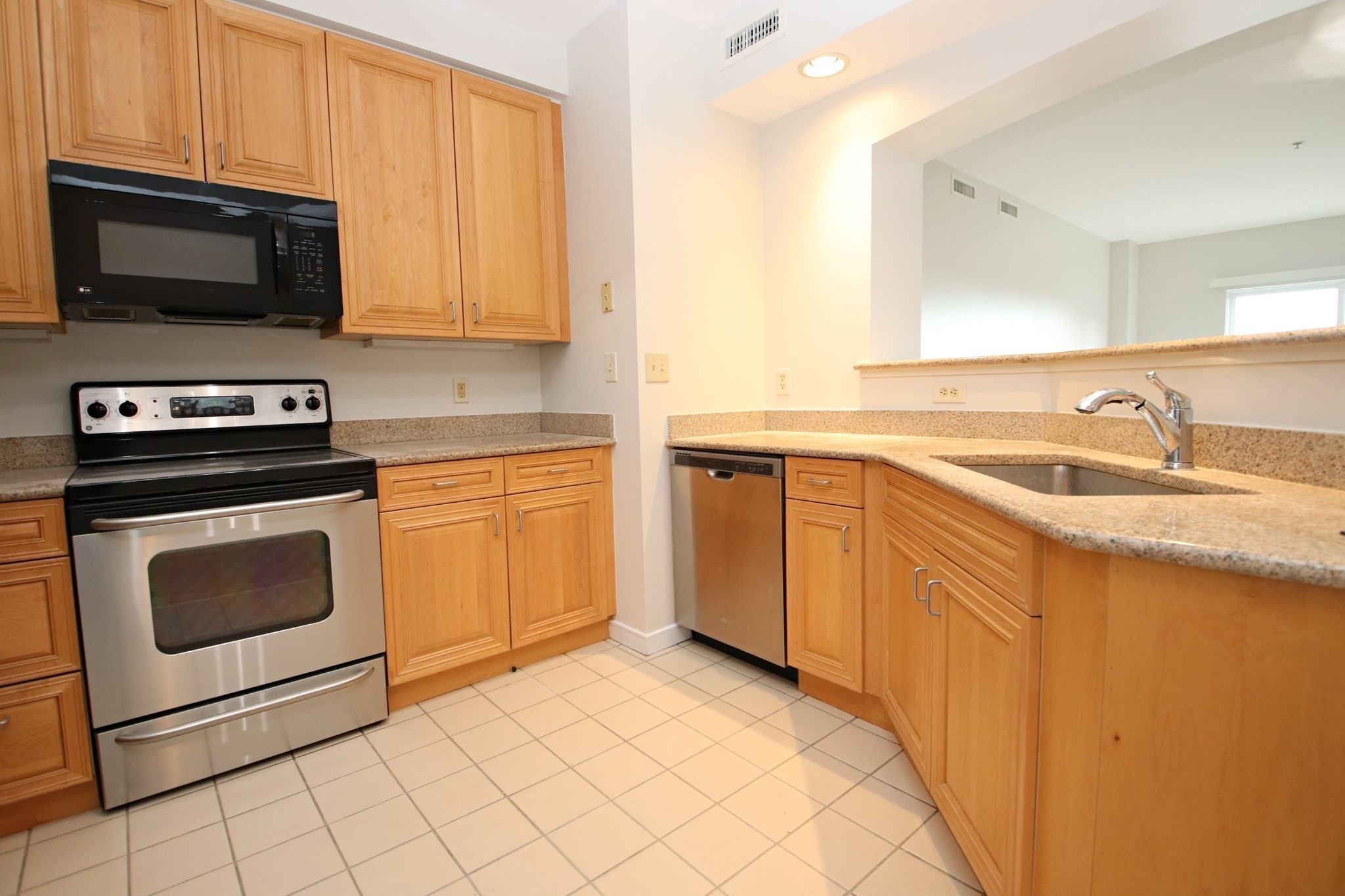 175 Cottage, Chelsea, MA 02150 - Image 10