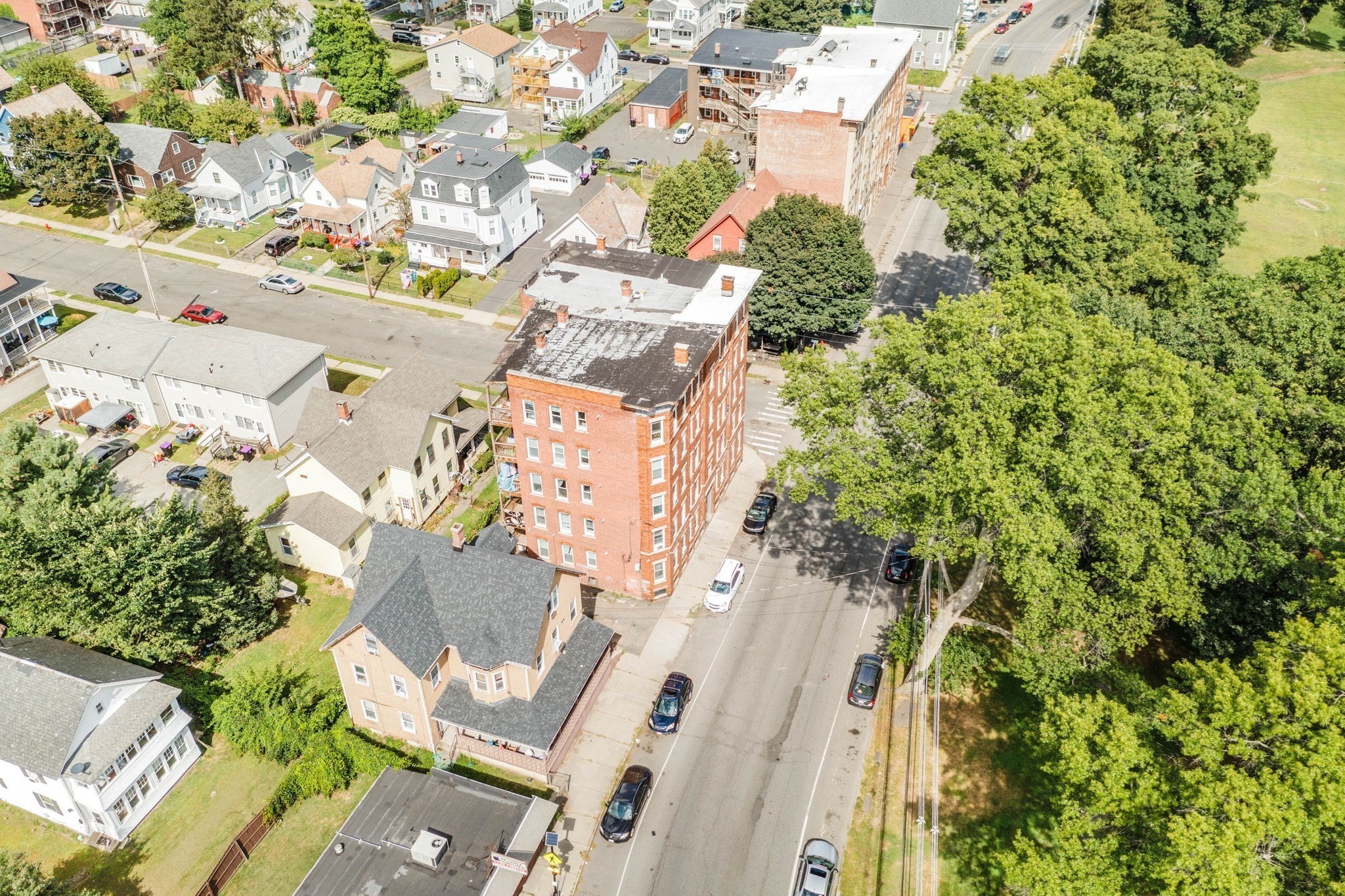 859 Main St, Holyoke, MA 01040 - Image 4