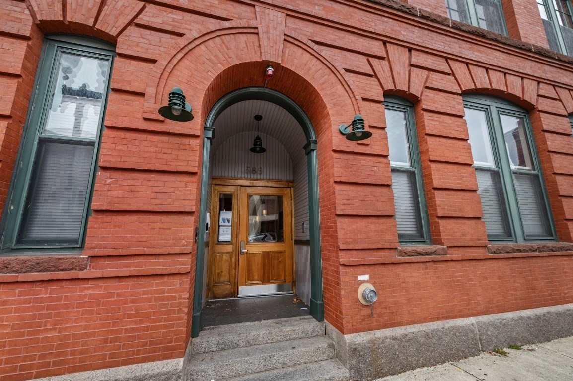 589 Essex St Unit 102, Lynn, MA 01901 - Image 2