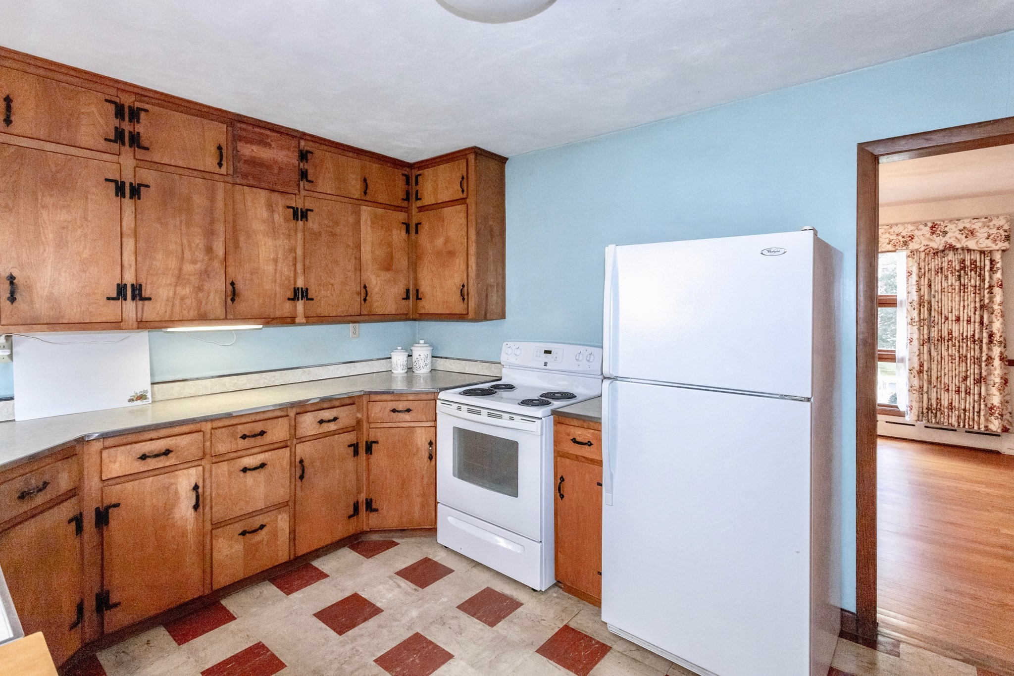 145 Honey Pot Road, Westfield, MA 01085 - Image 16