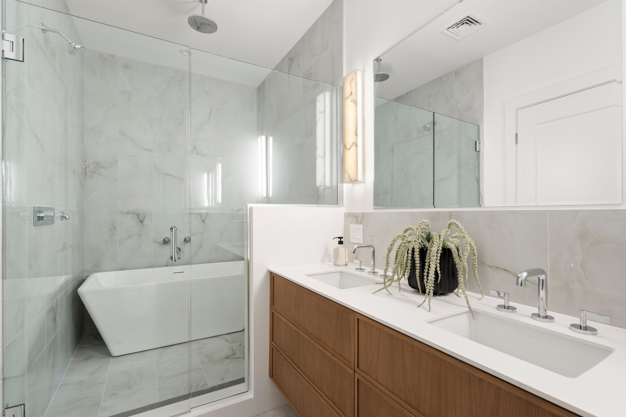 595 Albany St Unit 2-01, South End, Boston, MA 02118 - Image 10