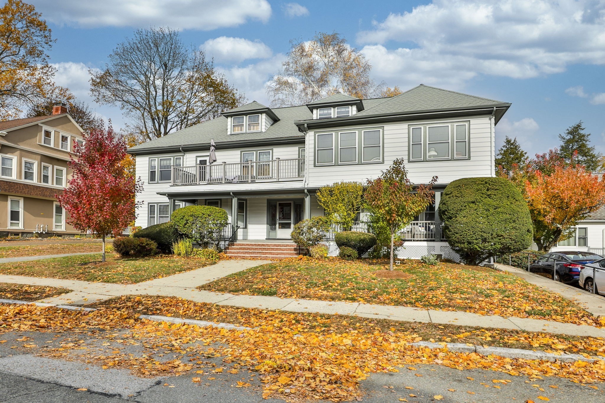 9 Avon St Unit 2, Wakefield, MA 01880