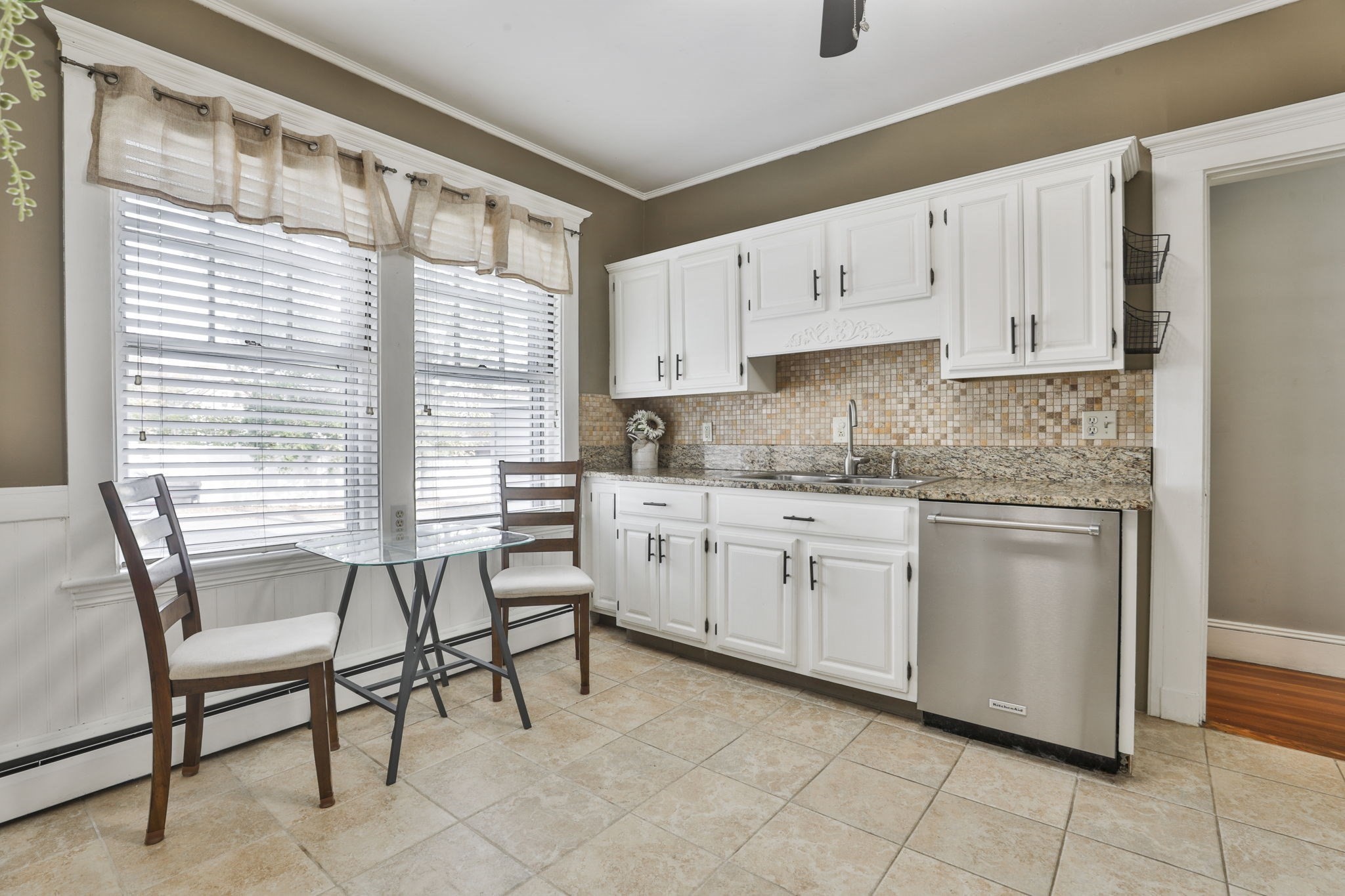 9 Avon St Unit 2, Wakefield, MA 01880 - Image 19