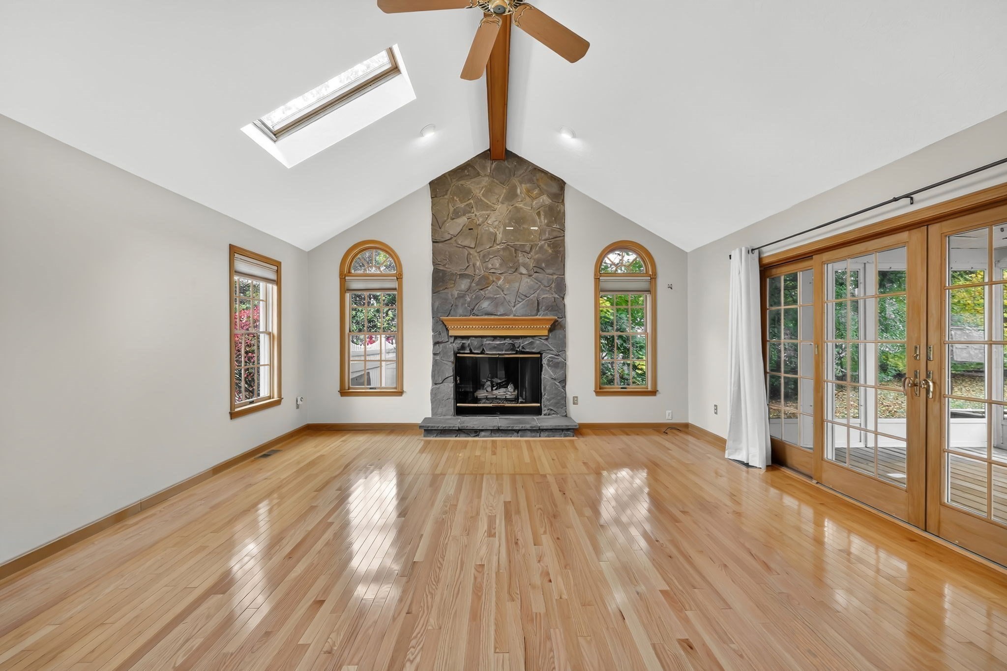 884 Parker Street, Springfield, MA 01129 - Image 13