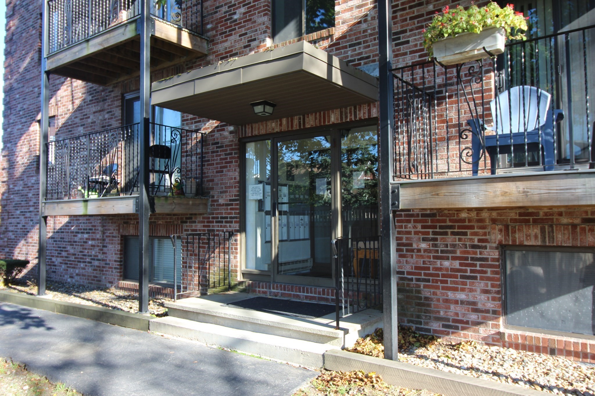 305 Riverside Ave Unit 41, Medford, MA 02155 - Image 3
