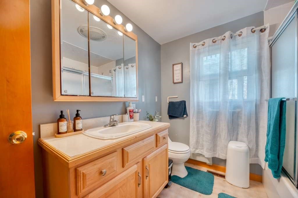 14 D St, Dracut, MA 01826 - Image 34