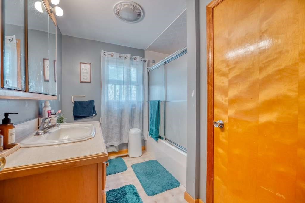 14 D St, Dracut, MA 01826 - Image 40