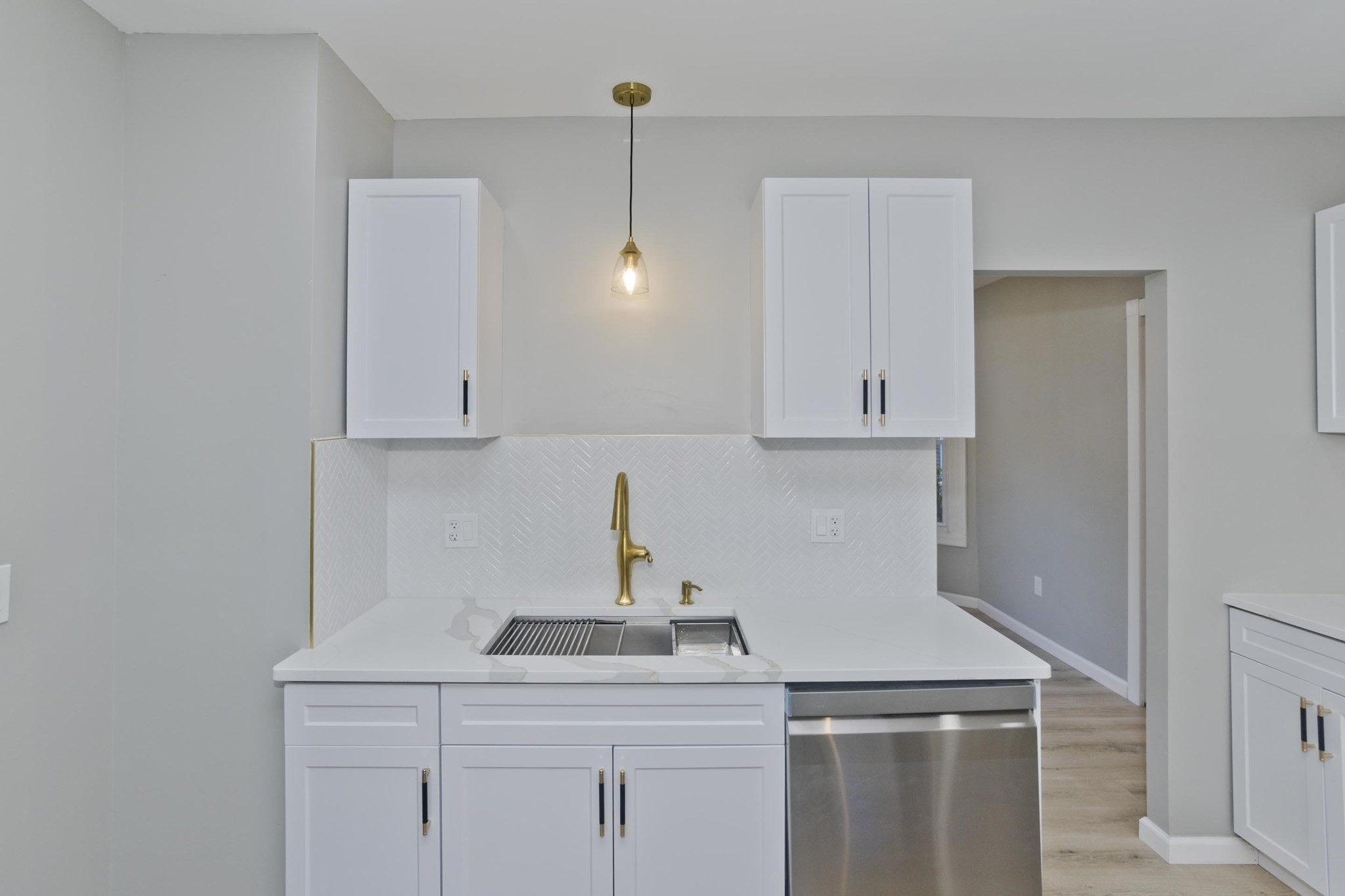 90 Cambridge St, Springfield, MA 01109 - Image 8