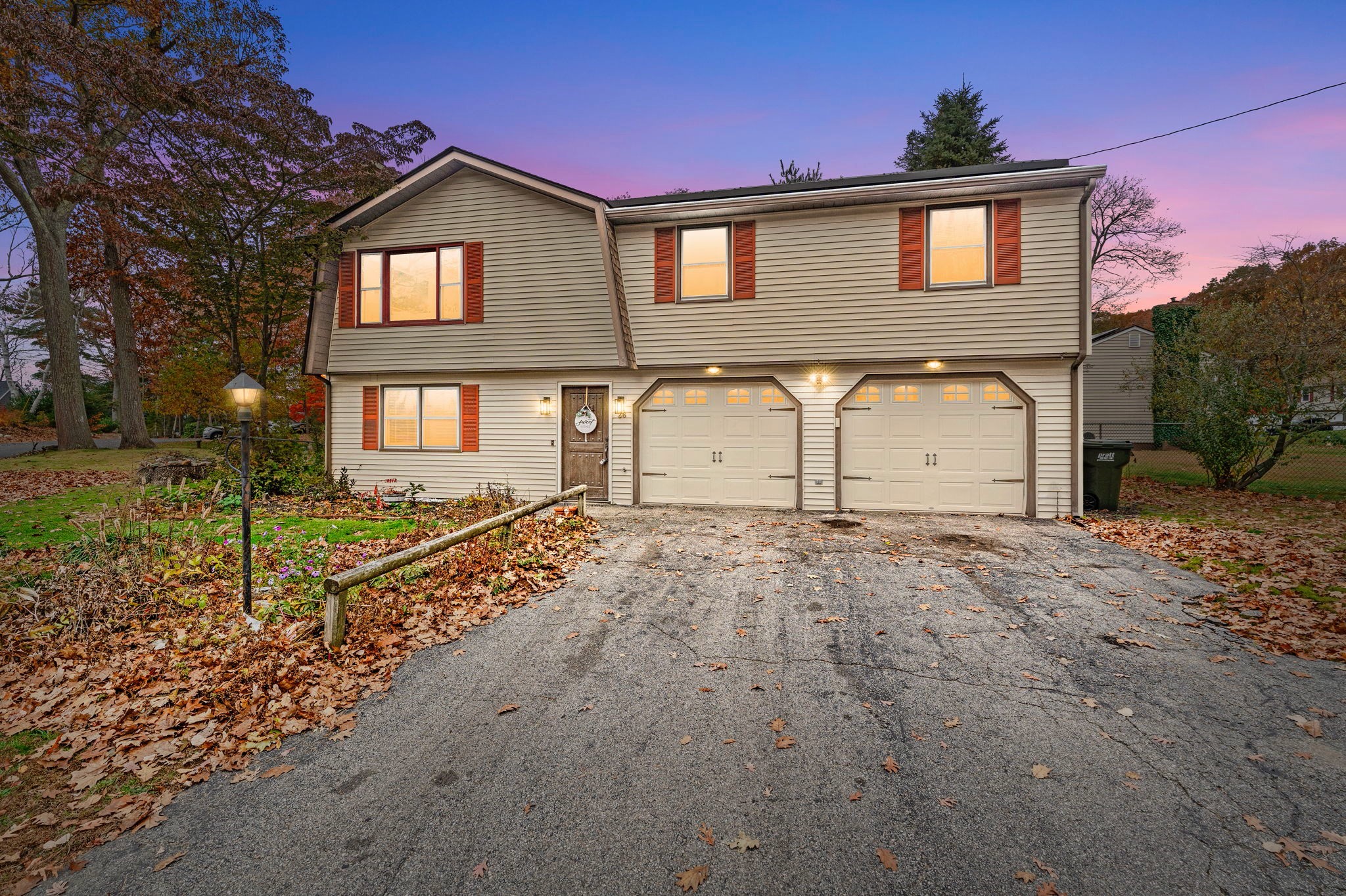 26 Wakefield Ave, Webster, MA 01570 - Image 2