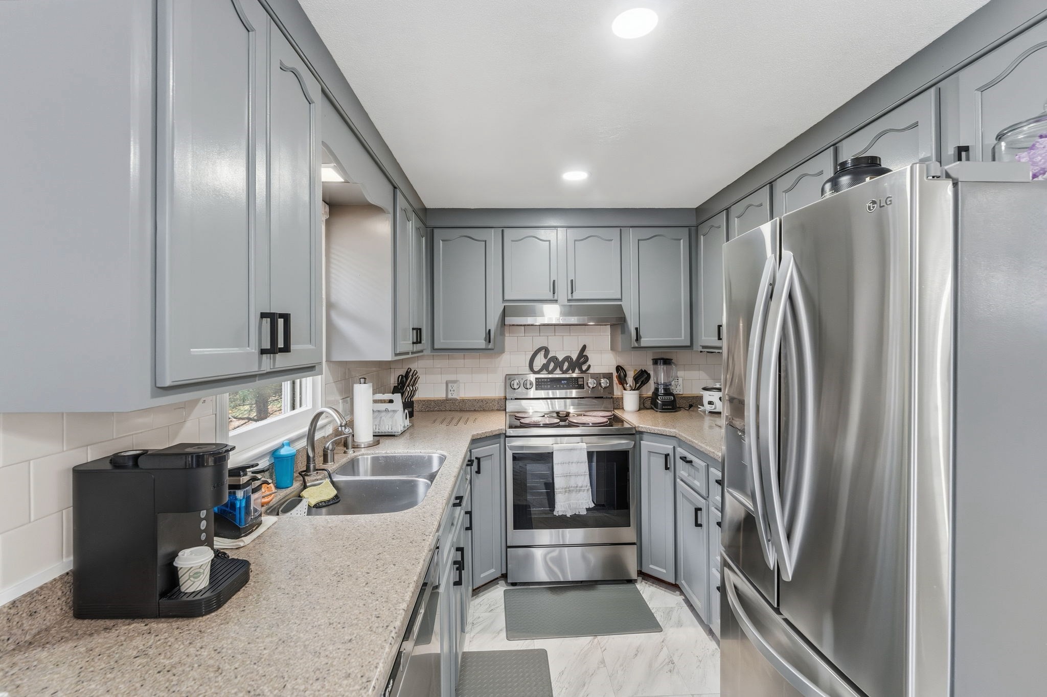 26 Wakefield Ave, Webster, MA 01570 - Image 13