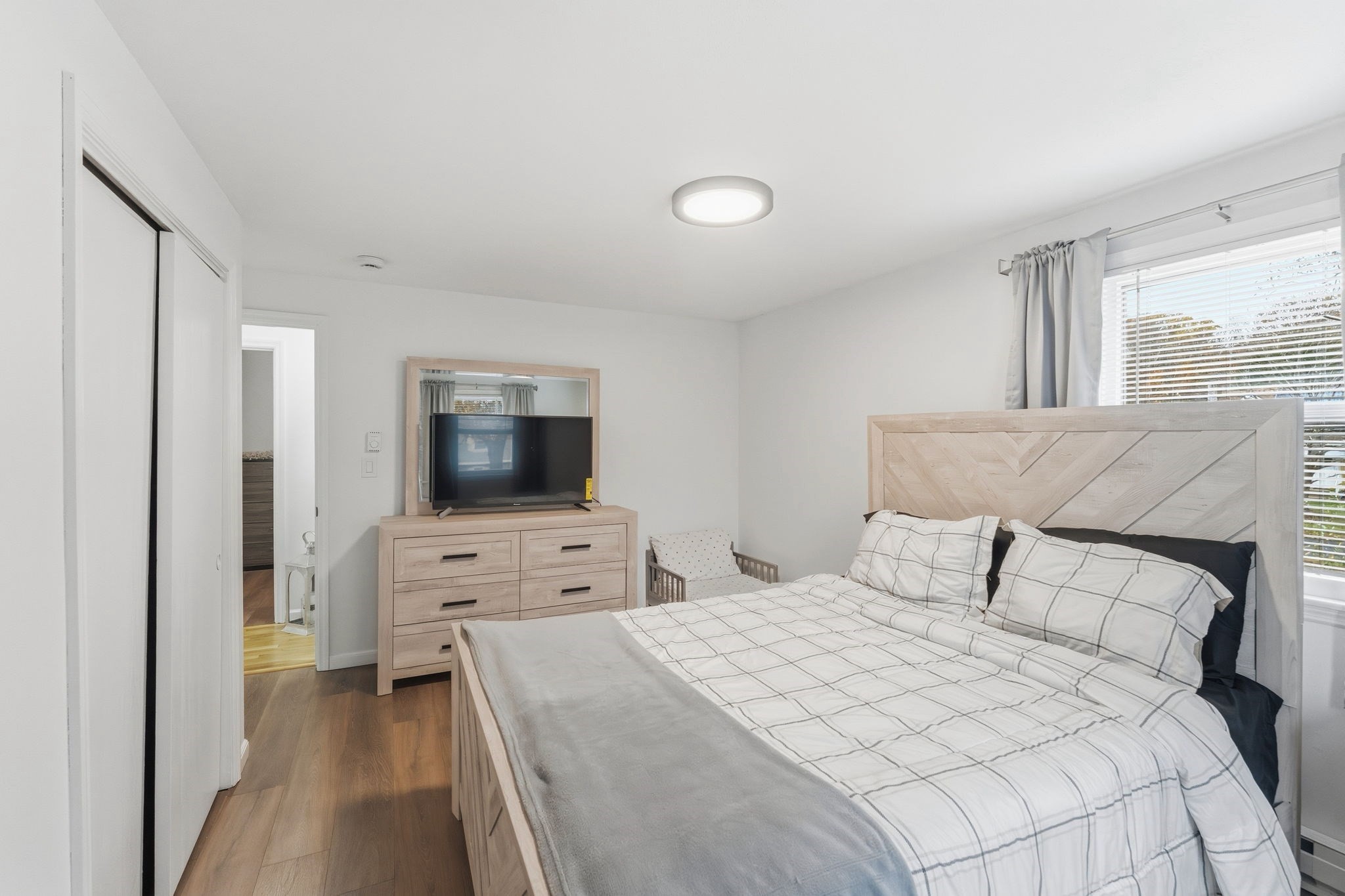 26 Wakefield Ave, Webster, MA 01570 - Image 17