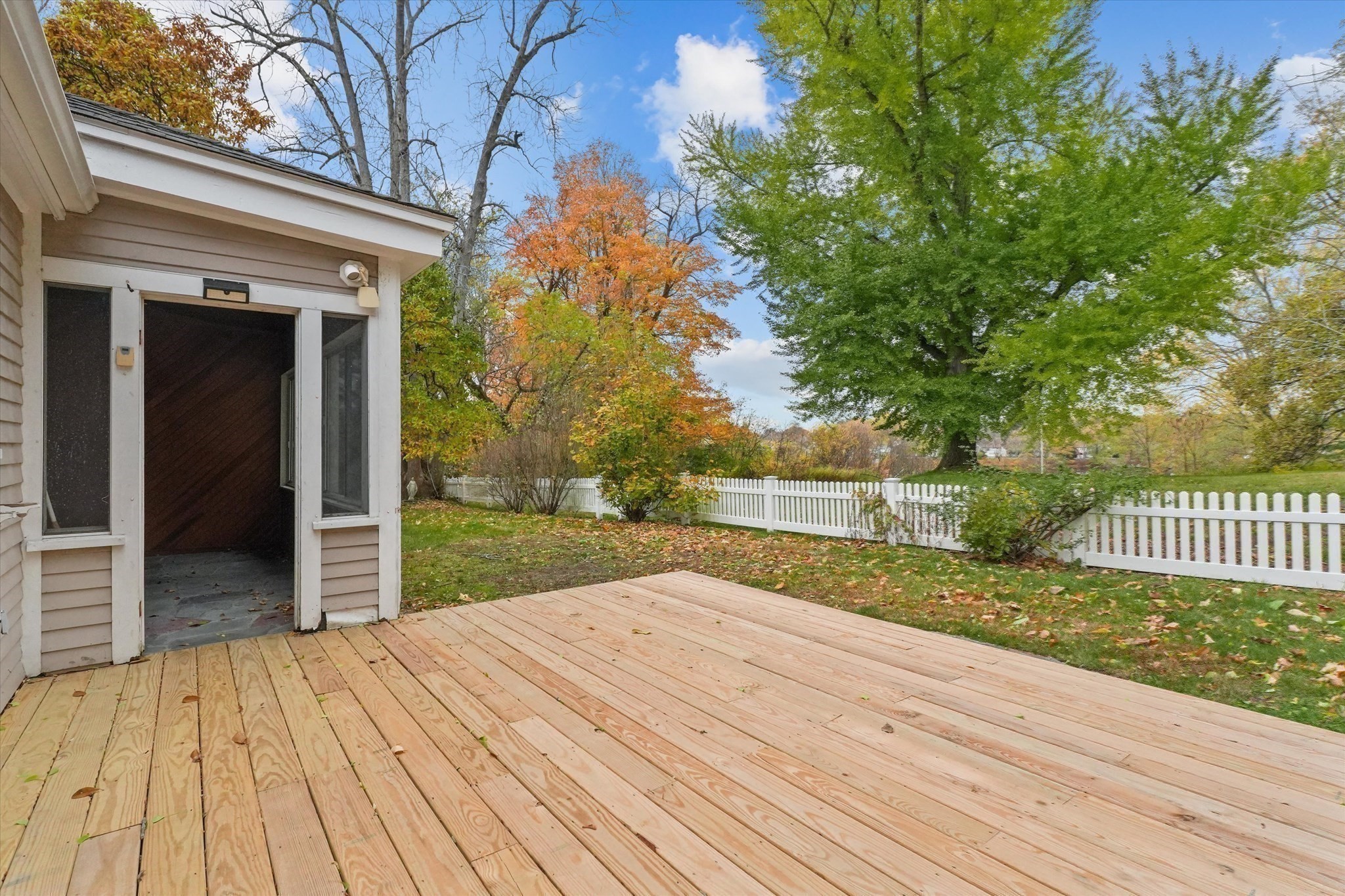 285 Main St, Groveland, MA 01834 - Image 25