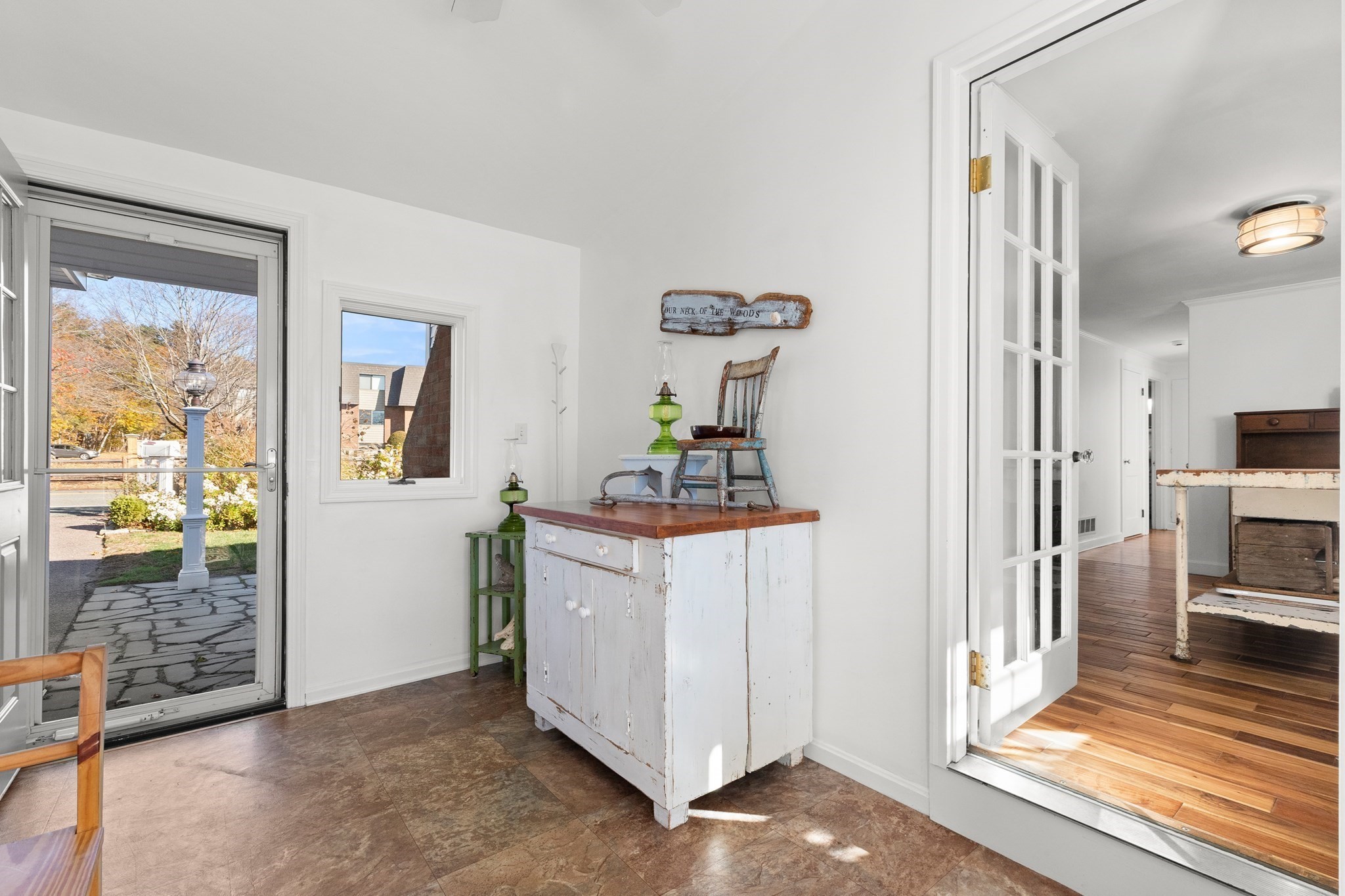 18 Conant St, Beverly, MA 01915 - Image 3