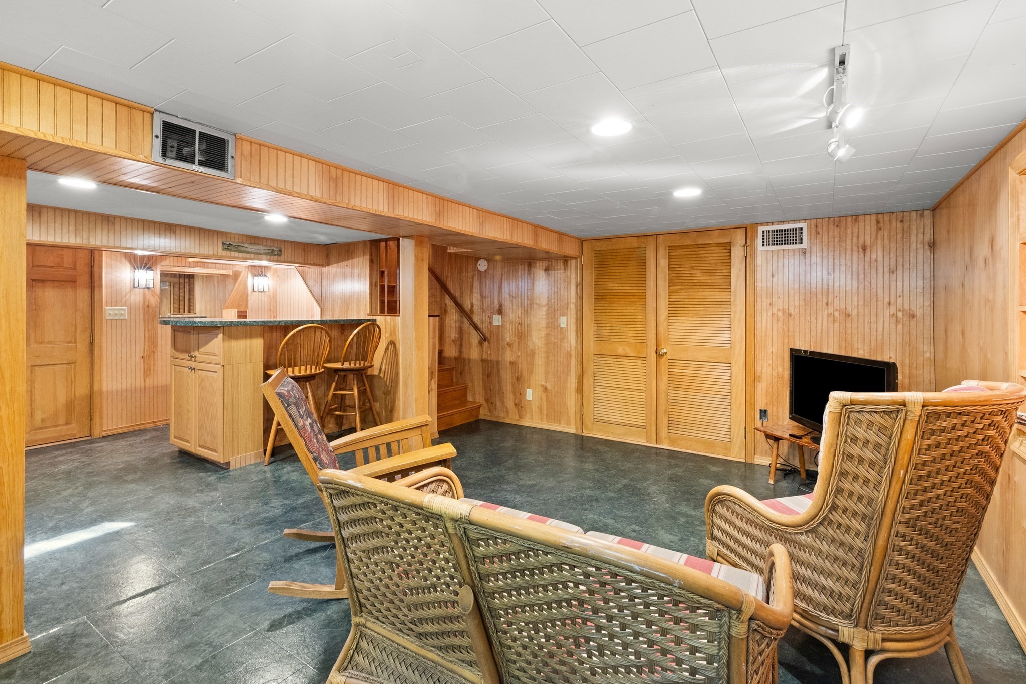 18 Conant St, Beverly, MA 01915 - Image 31