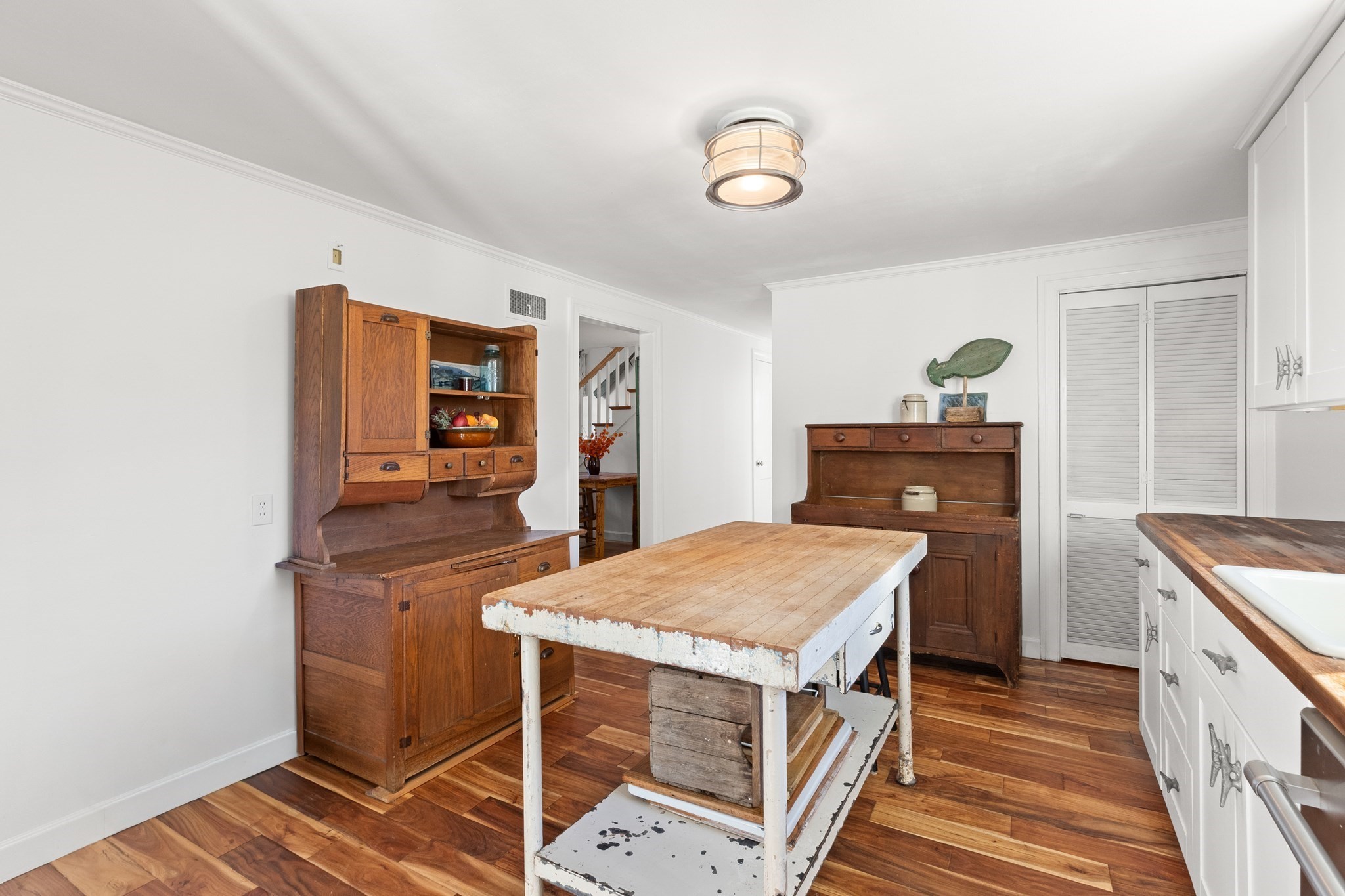 18 Conant St, Beverly, MA 01915 - Image 9