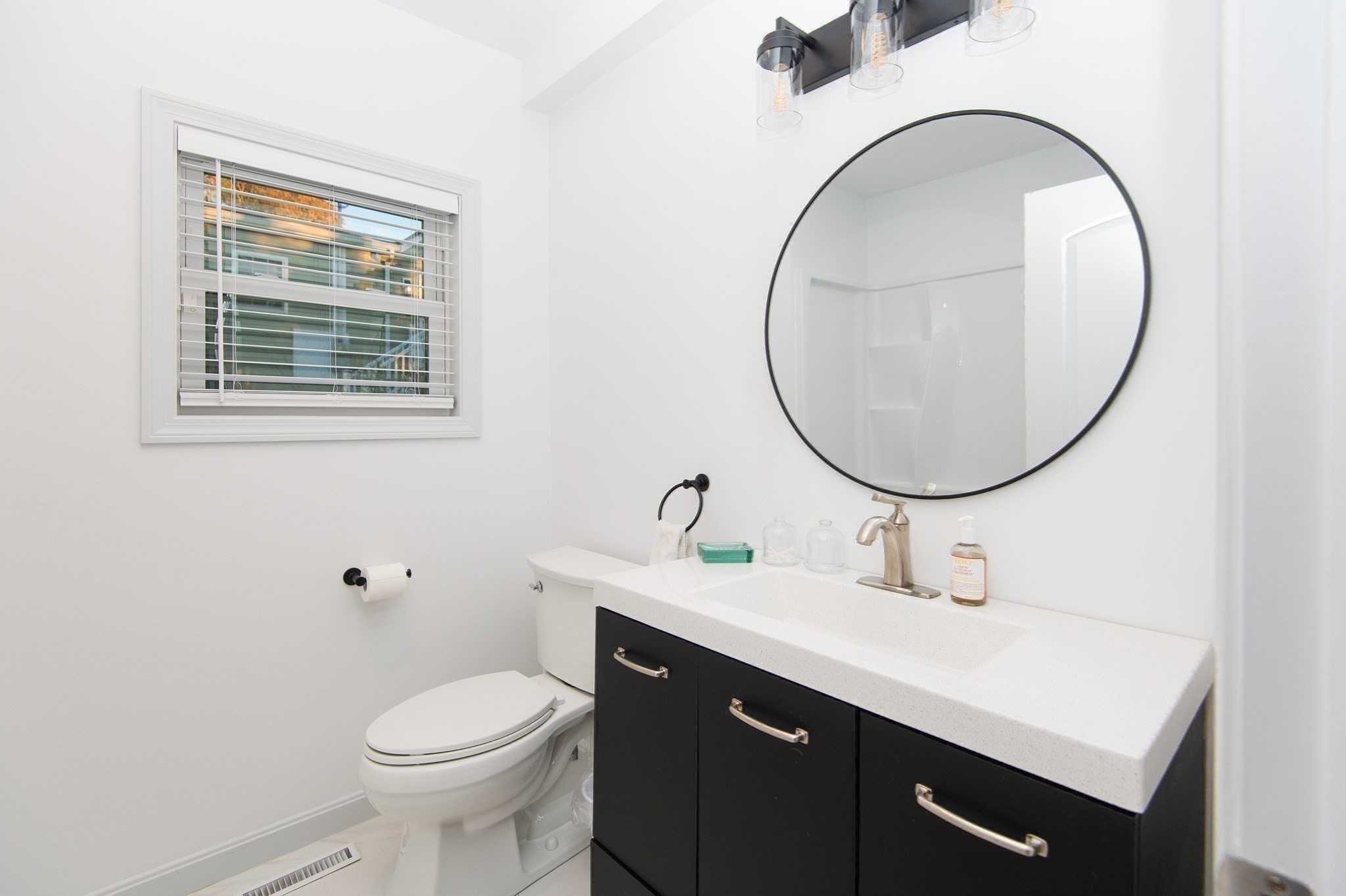 29 Valentine Street, Fall River, MA 02720 - Image 17