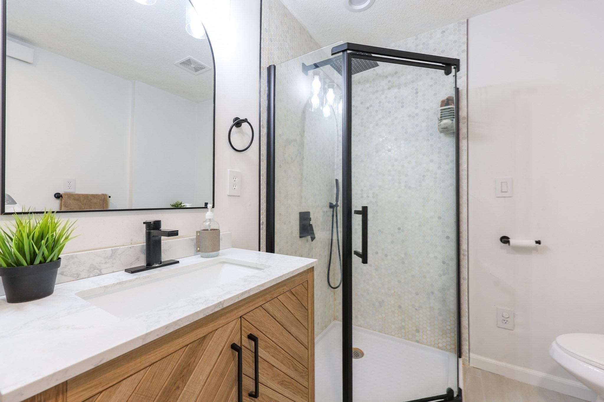 6 Matthew Lane, Chelmsford, MA 01824 - Image 15