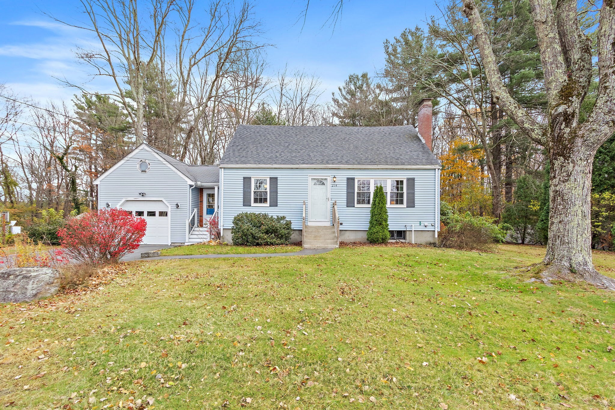 214 Conlyn Ave, Franklin, MA 02038 - Image 2