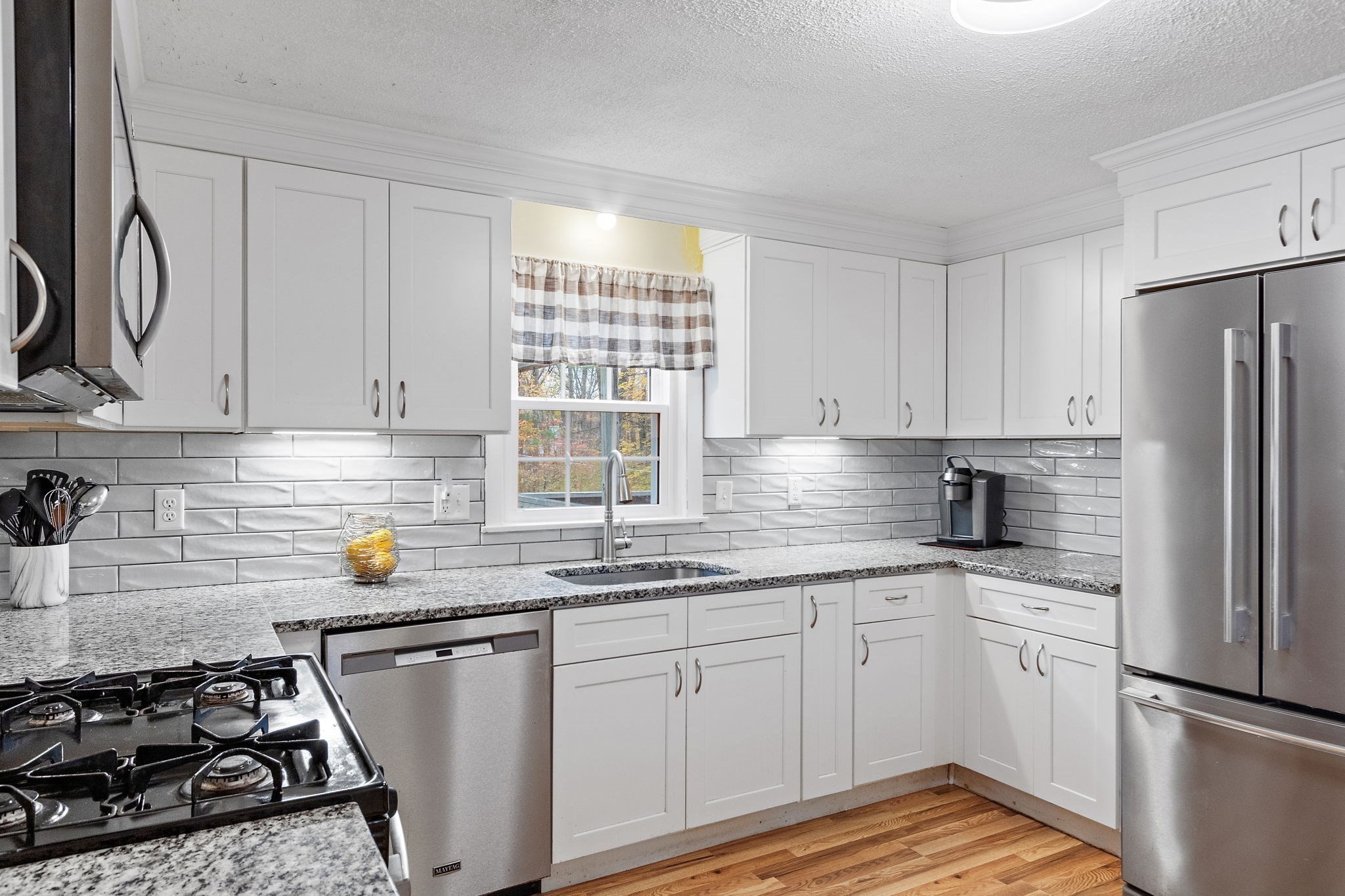 214 Conlyn Ave, Franklin, MA 02038 - Image 10