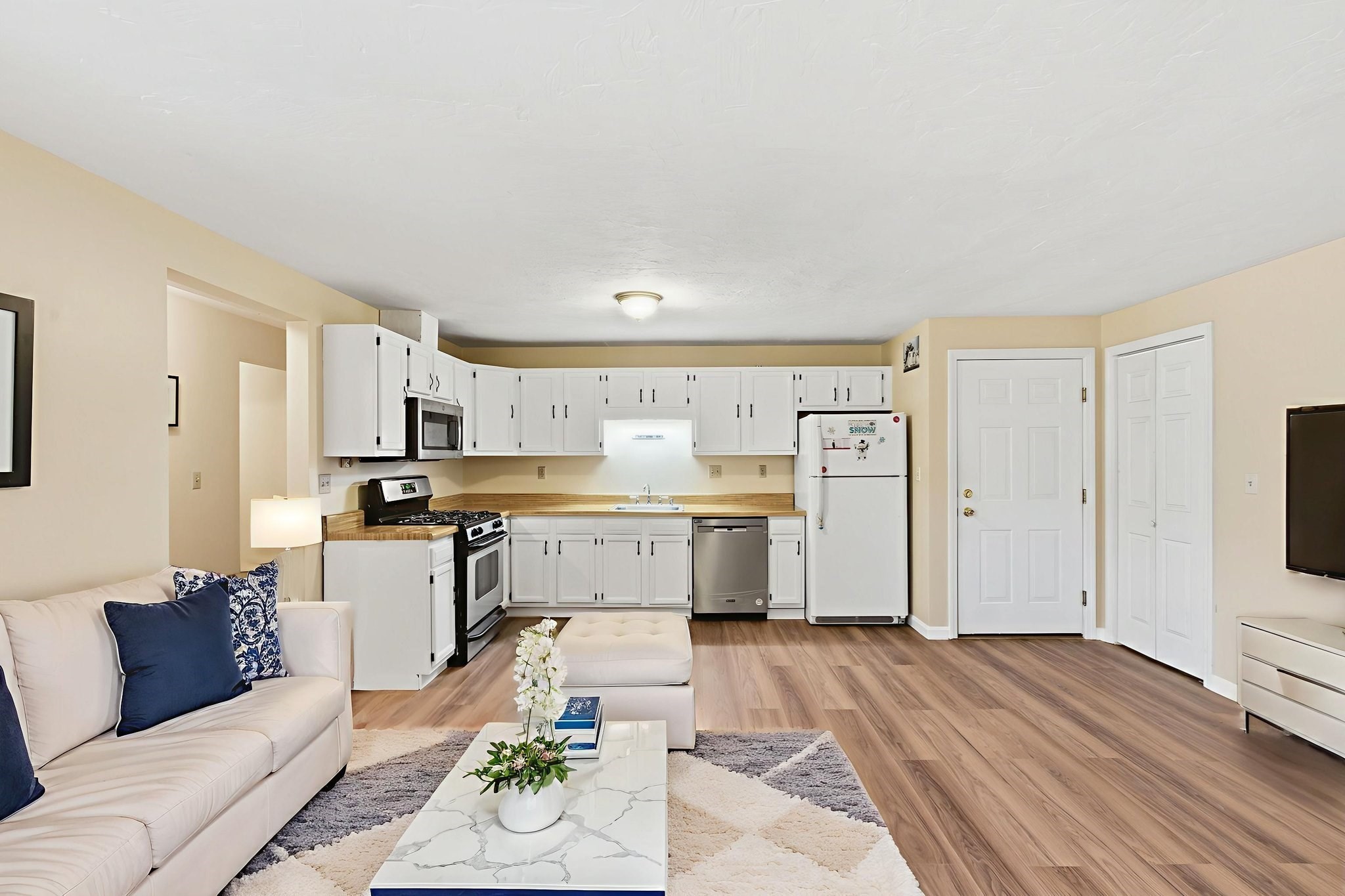 94 Brook Rd Unit 3, Quincy, MA 02169 - Image 2
