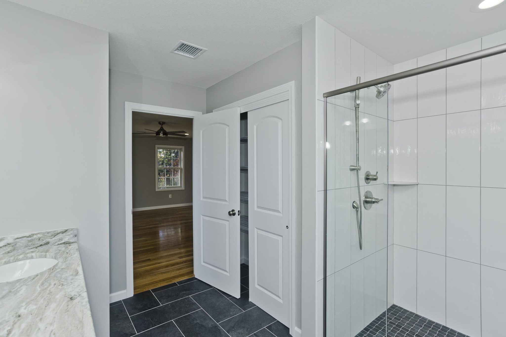 42 Loopley, Ludlow, MA 01056 - Image 33