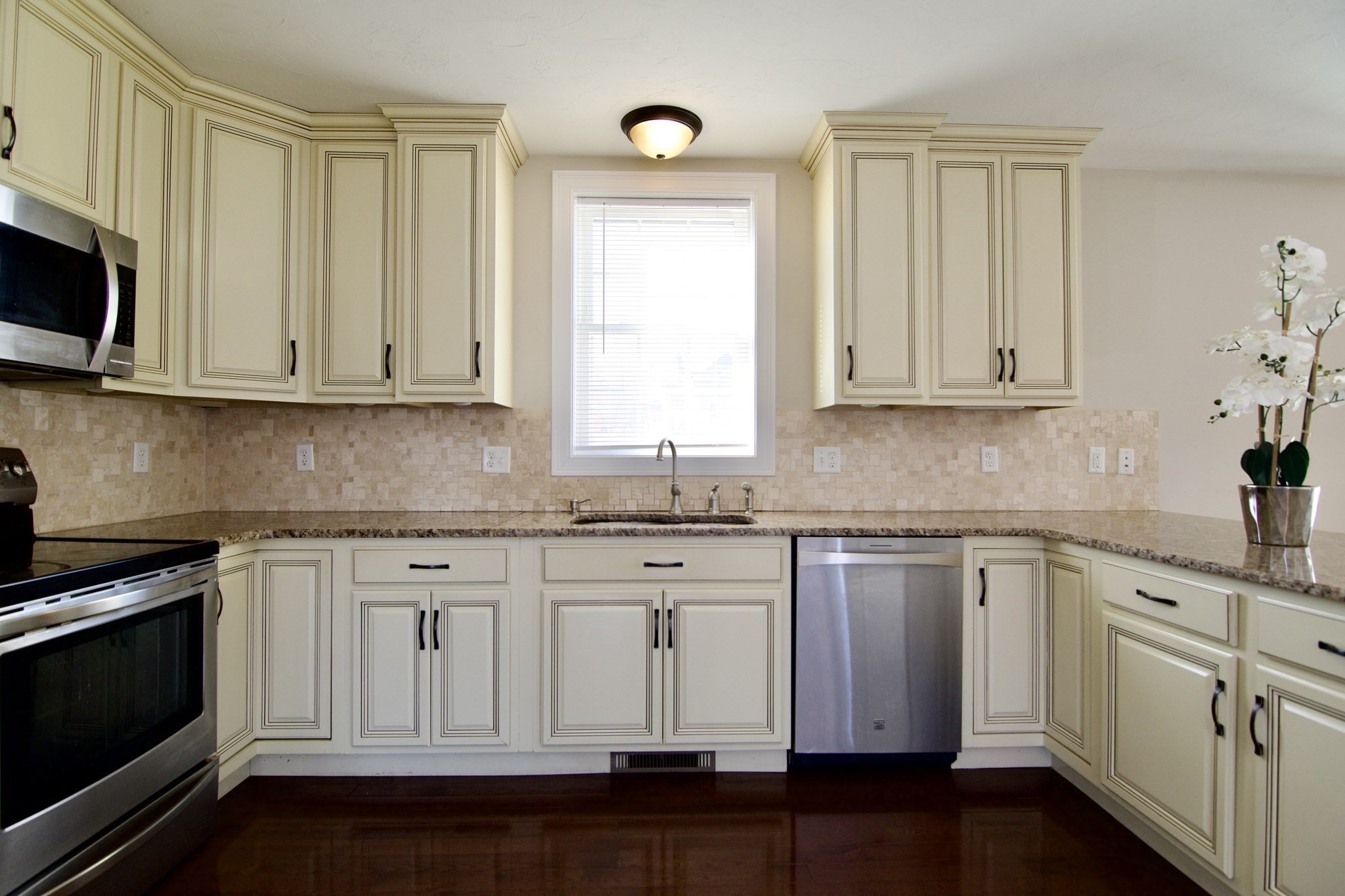 2 Keeneland Cir, Leominster, MA 01453 - Image 19