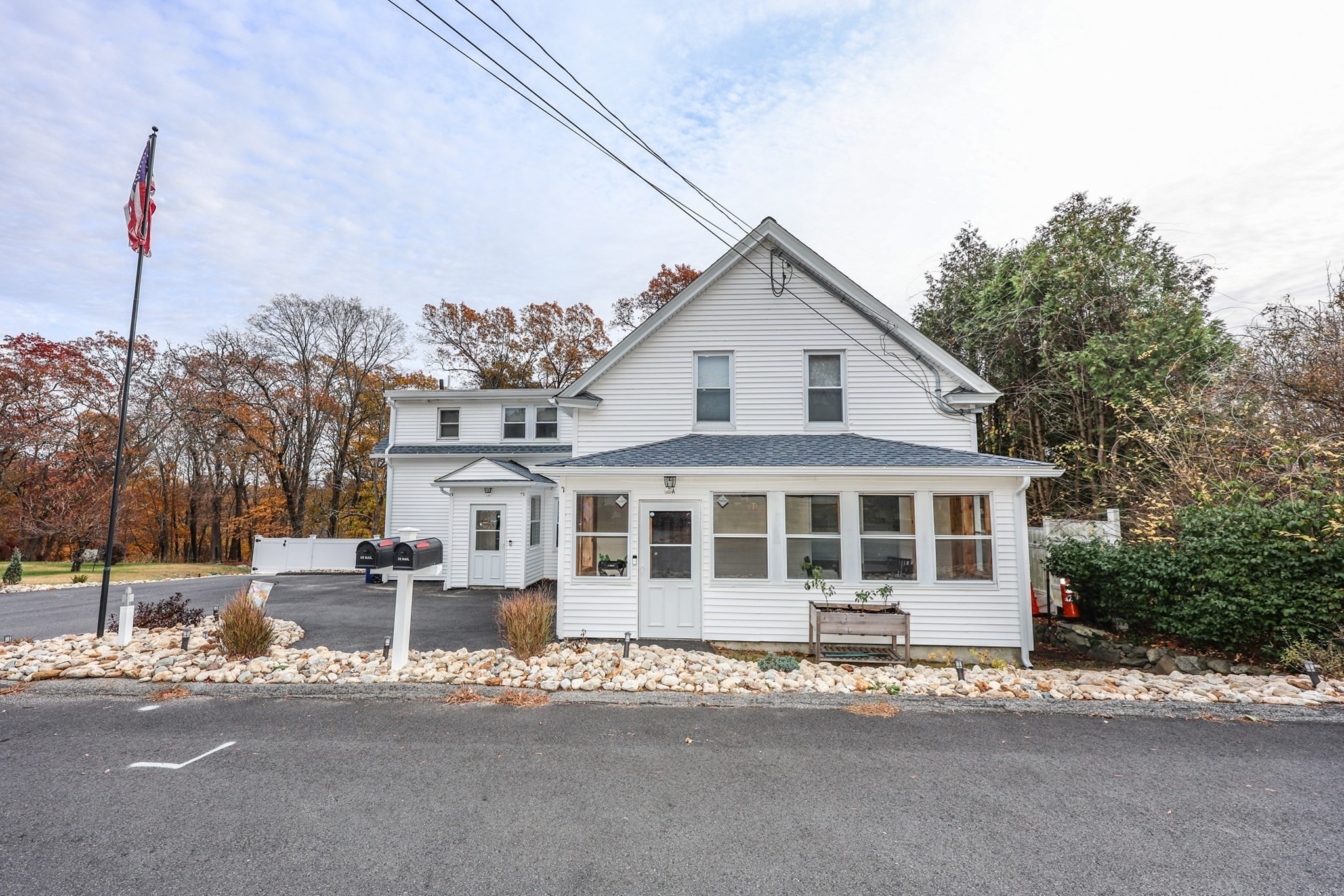 35 Honora Ave, Dracut, MA 01826