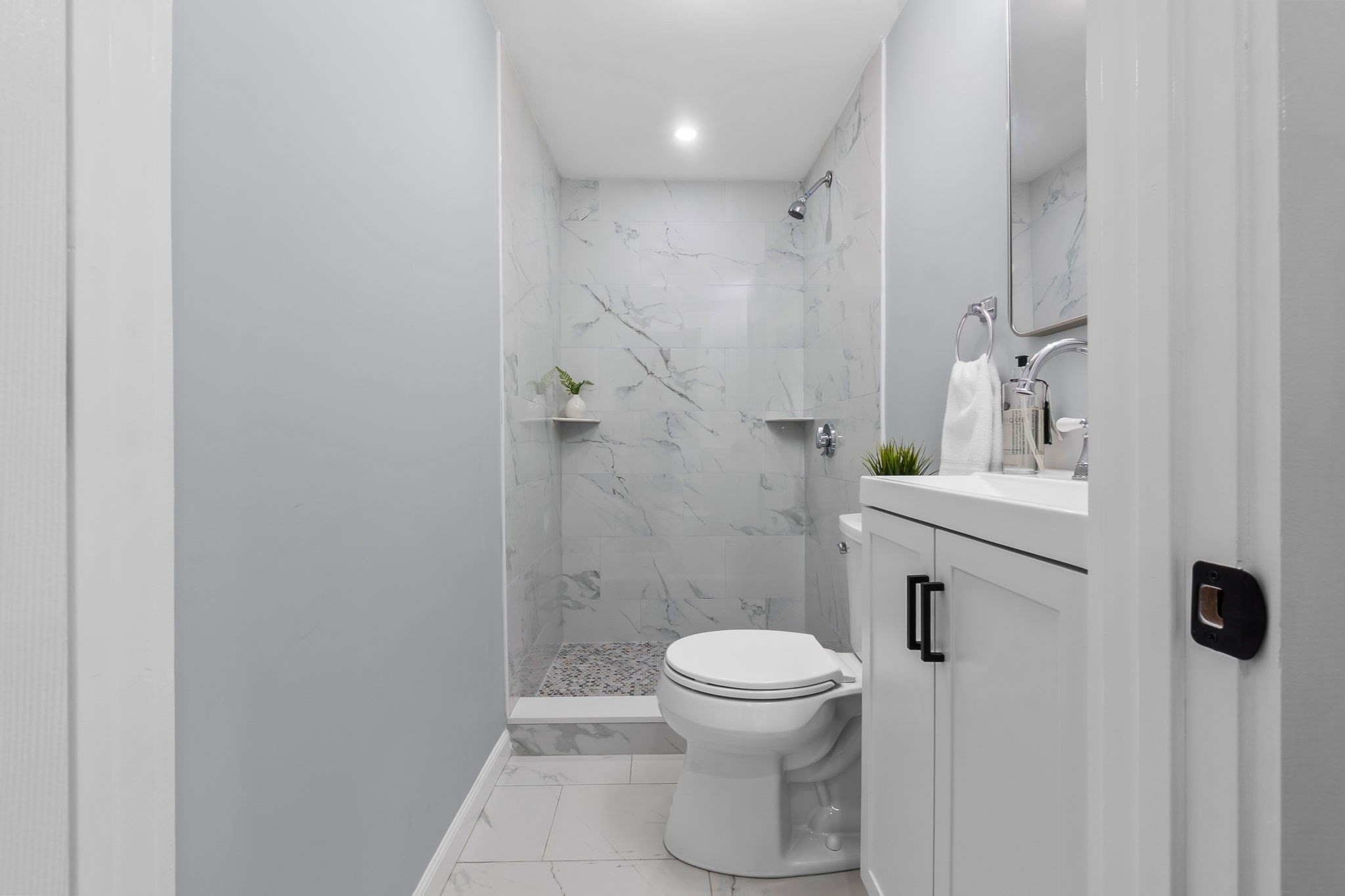 106 Hull St, Beverly, MA 01915 - Image 15