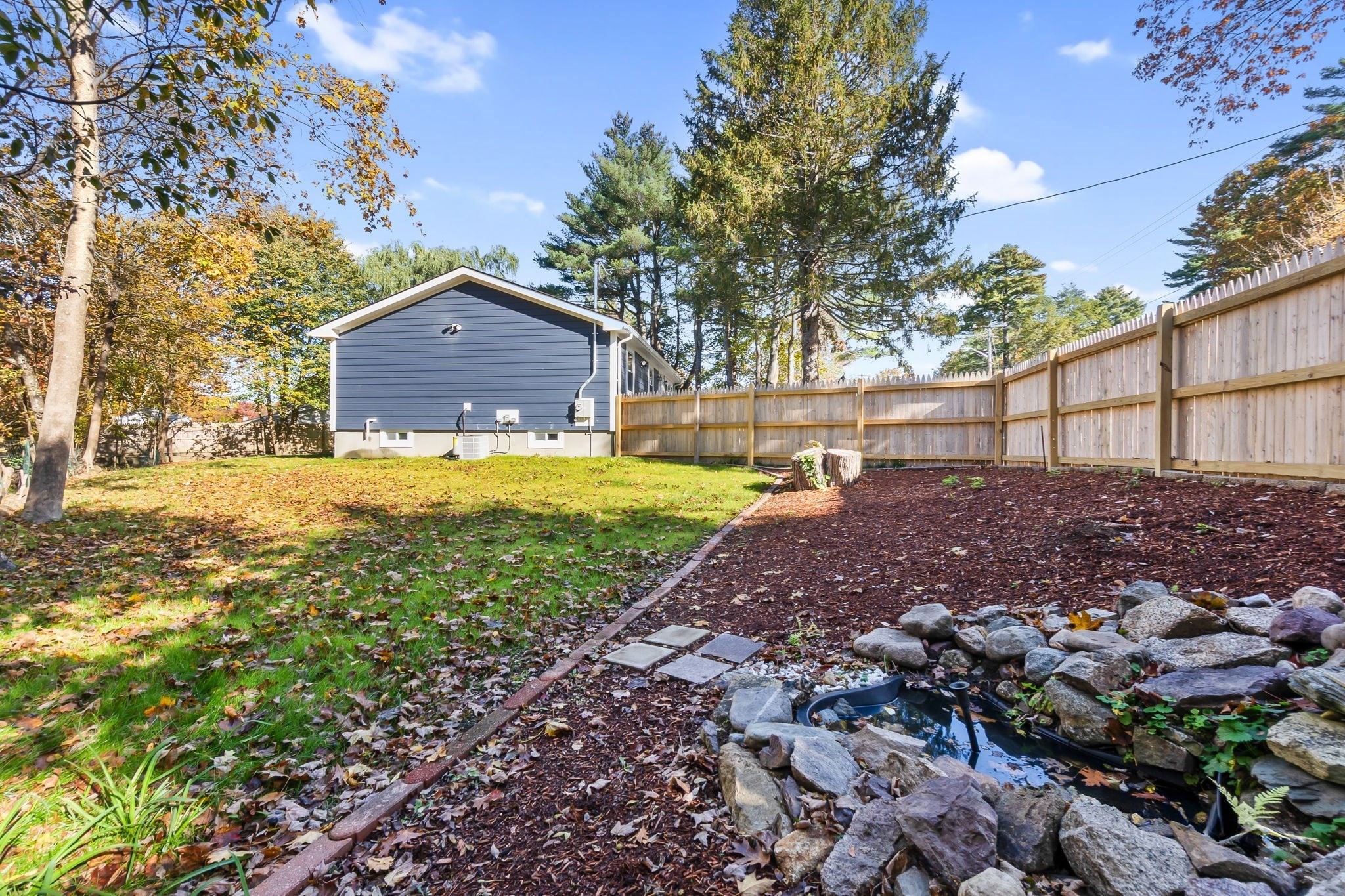 106 Hull St, Beverly, MA 01915 - Image 30