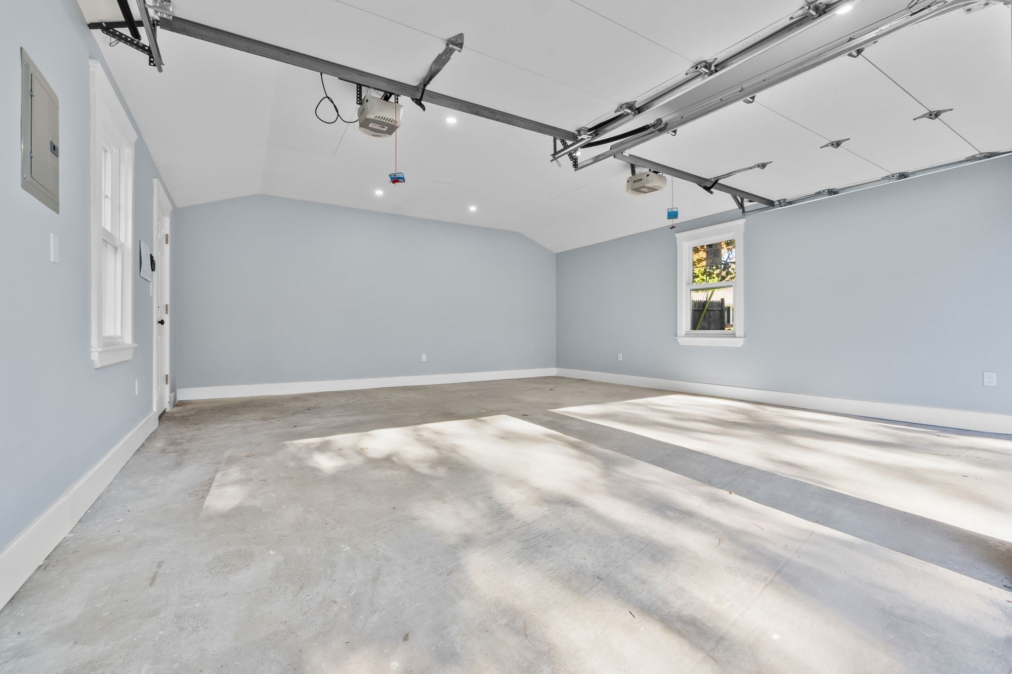 106 Hull St, Beverly, MA 01915 - Image 32