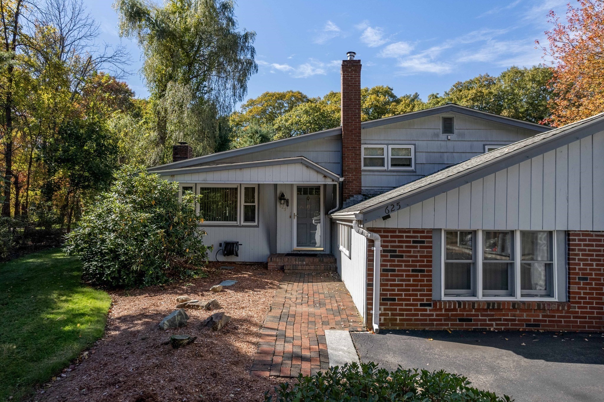 625 Norfolk St, Holliston, MA 01746 - Image 2